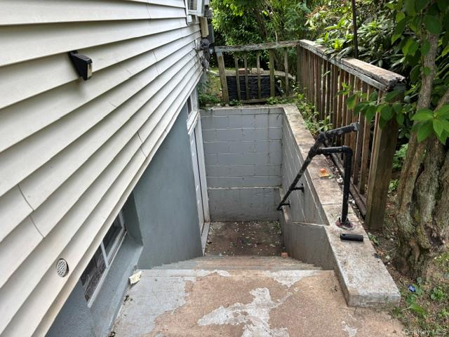 22 E 5th Street Property Photo 17