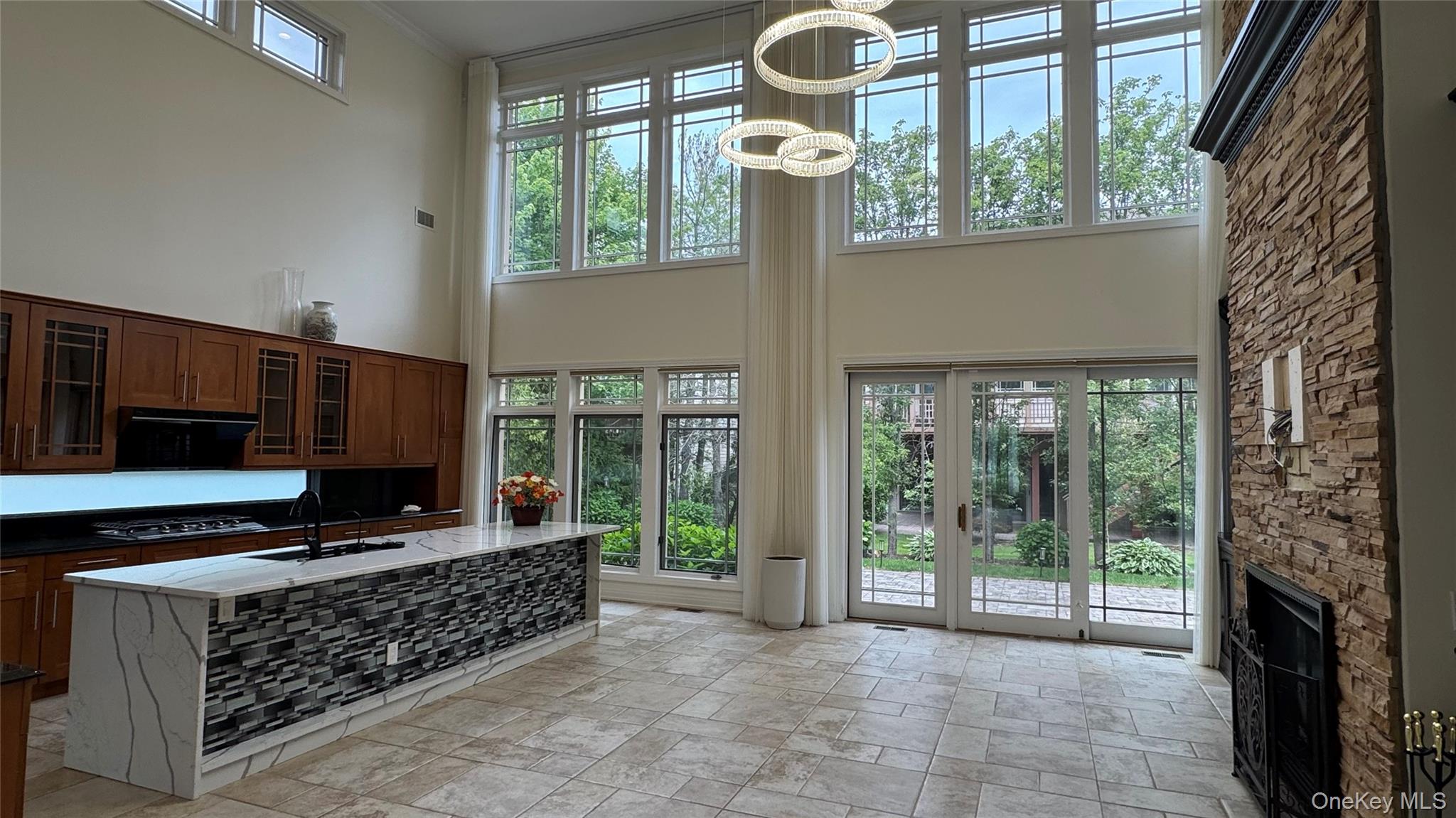 20 Kettlepond Road Property Photo 8