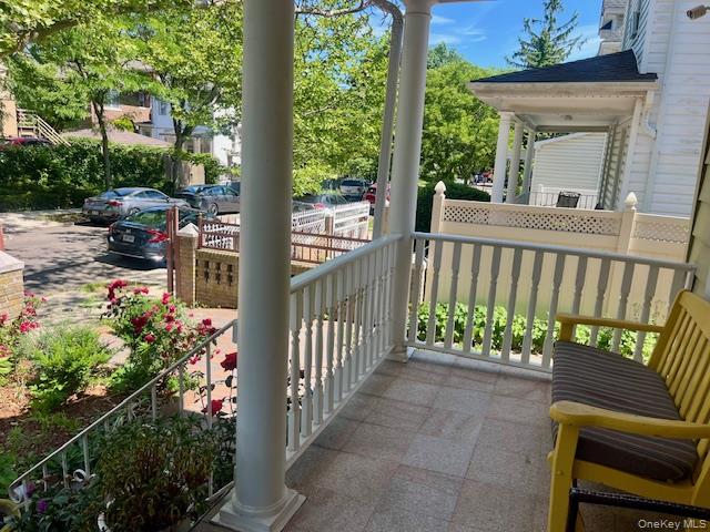 8424 109th Street Property Photo 2