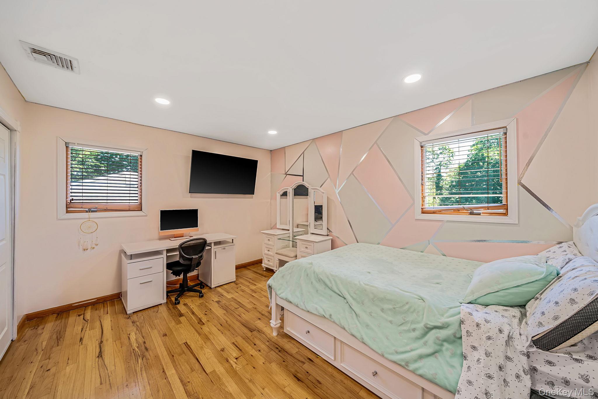5 Priscilla Avenue Property Photo 30