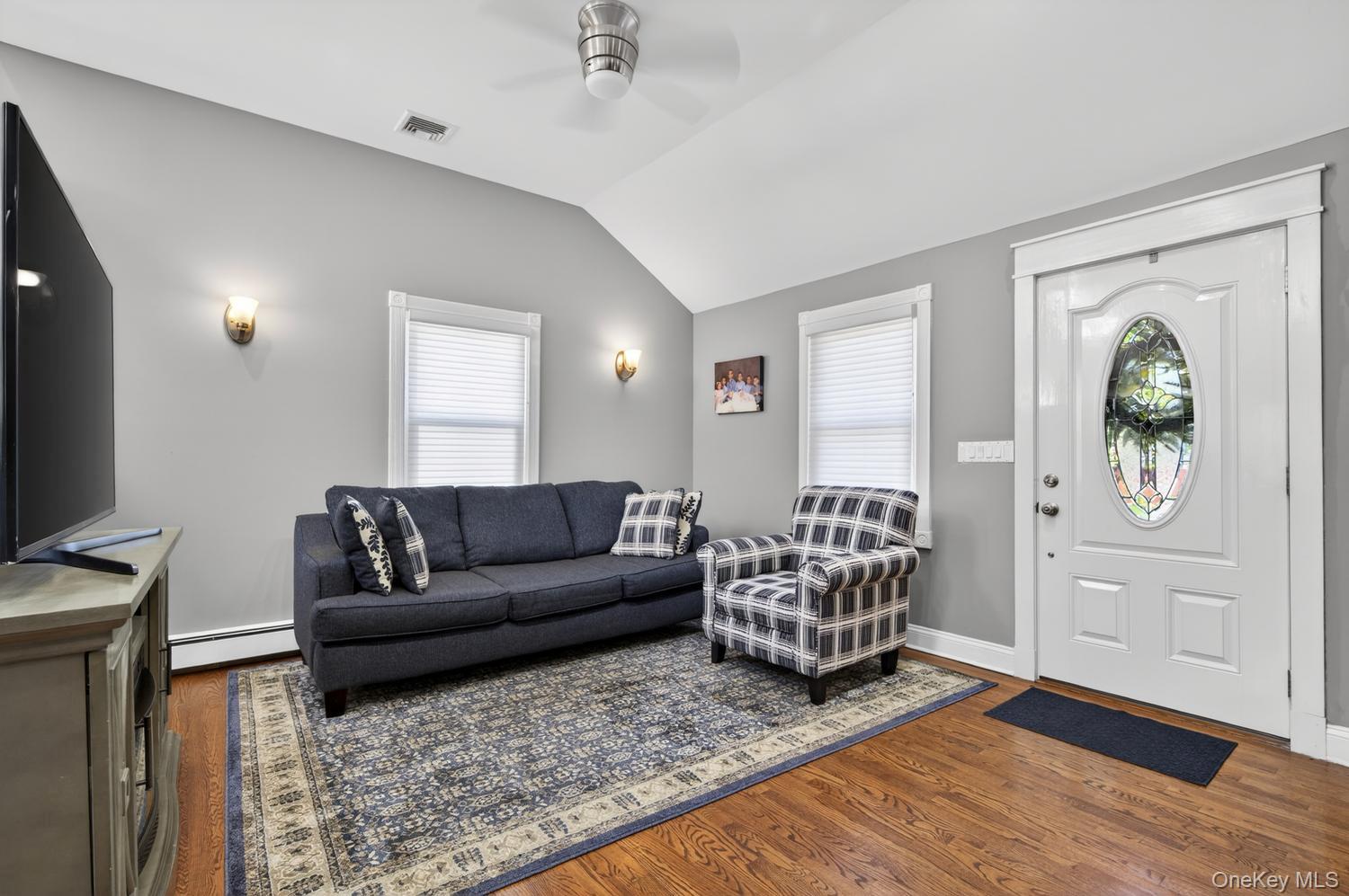 105 N Hamilton Avenue Property Photo 4