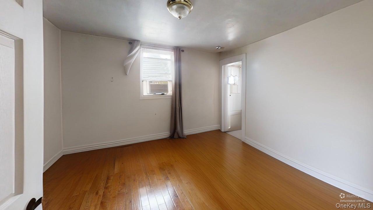 38 N 10th Avenue Property Photo 14