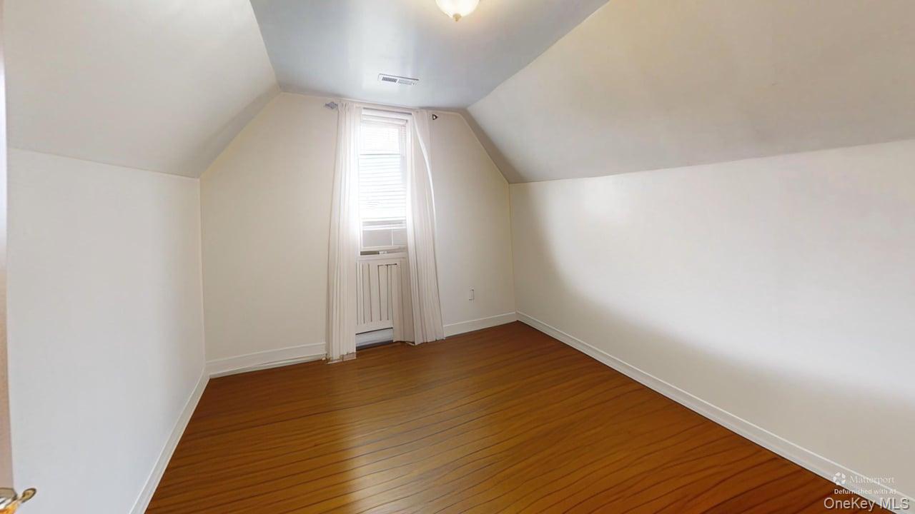 38 N 10th Avenue Property Photo 16