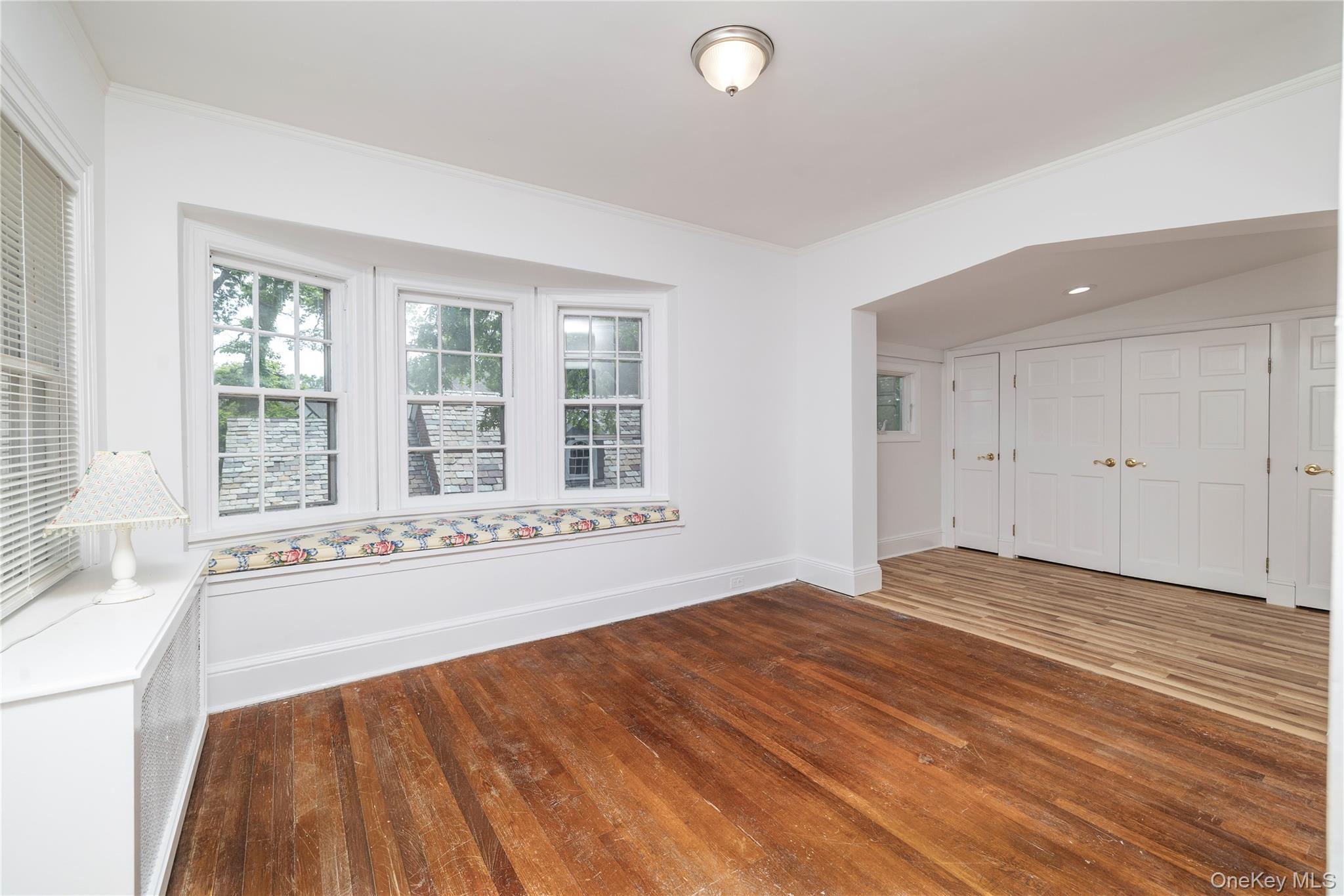 210 Demott Avenue Property Photo 15