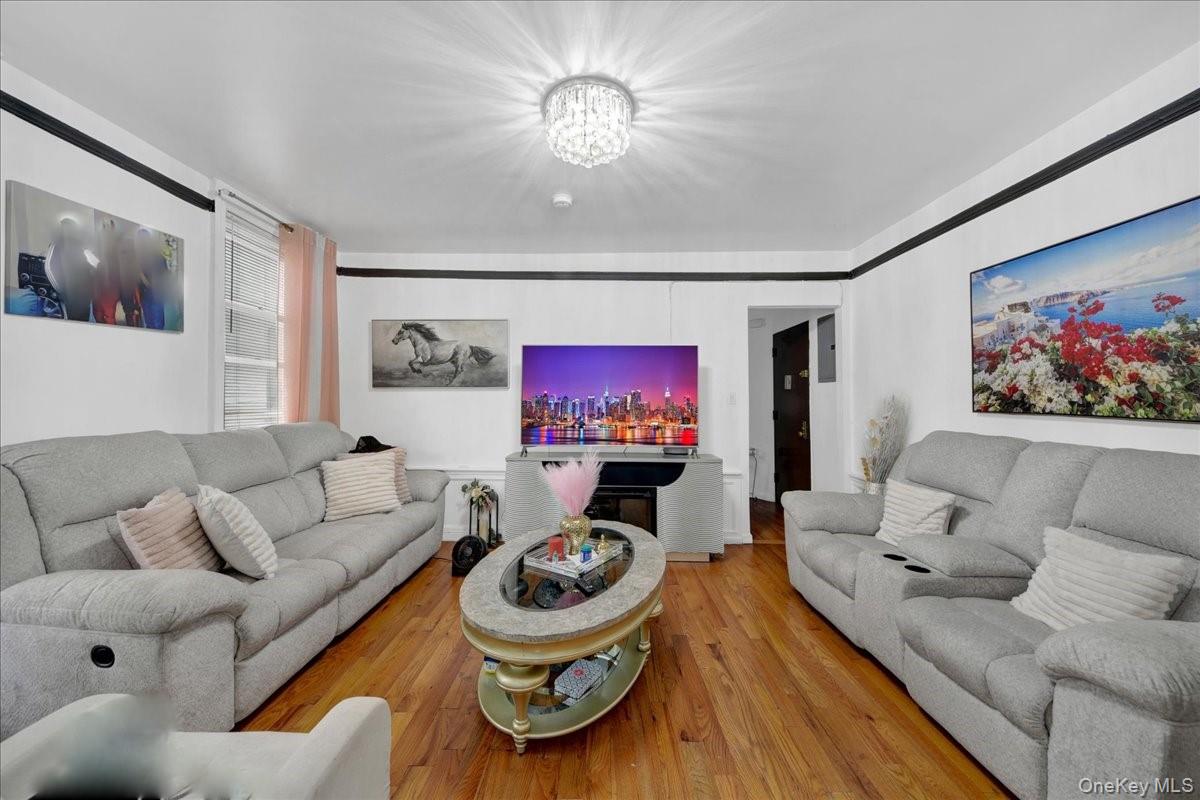 2131 Bruckner Boulevard Property Photo 1