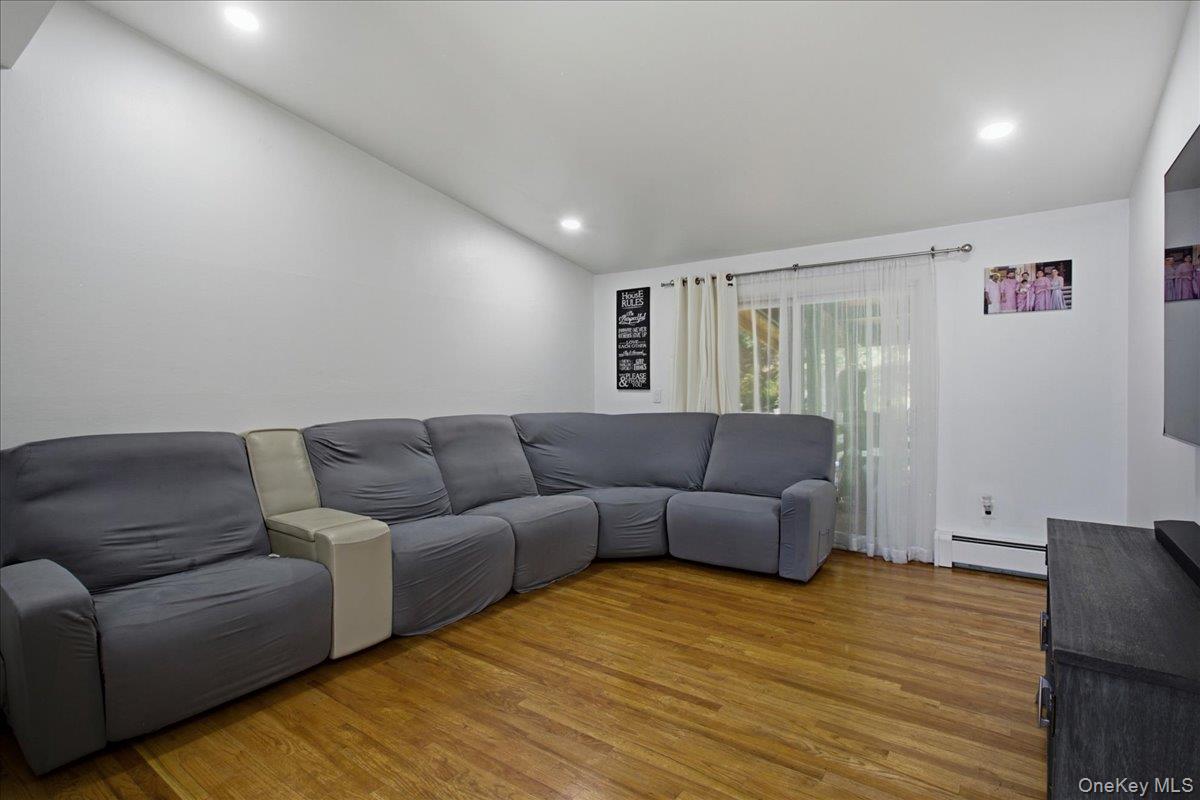 4 Medford Place Property Photo 4
