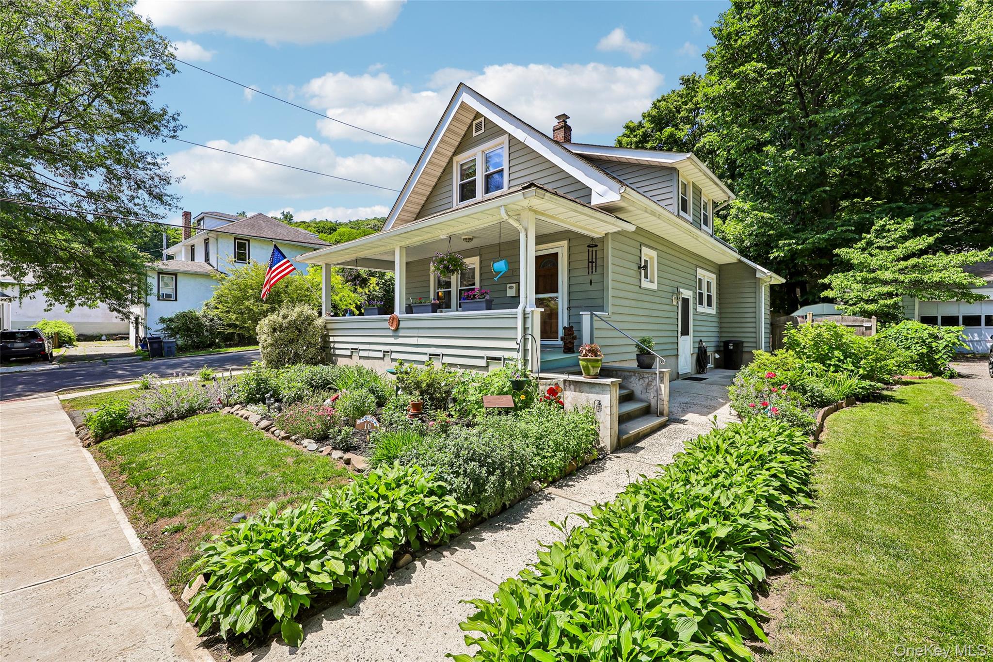 16 Spring Street Property Photo 1