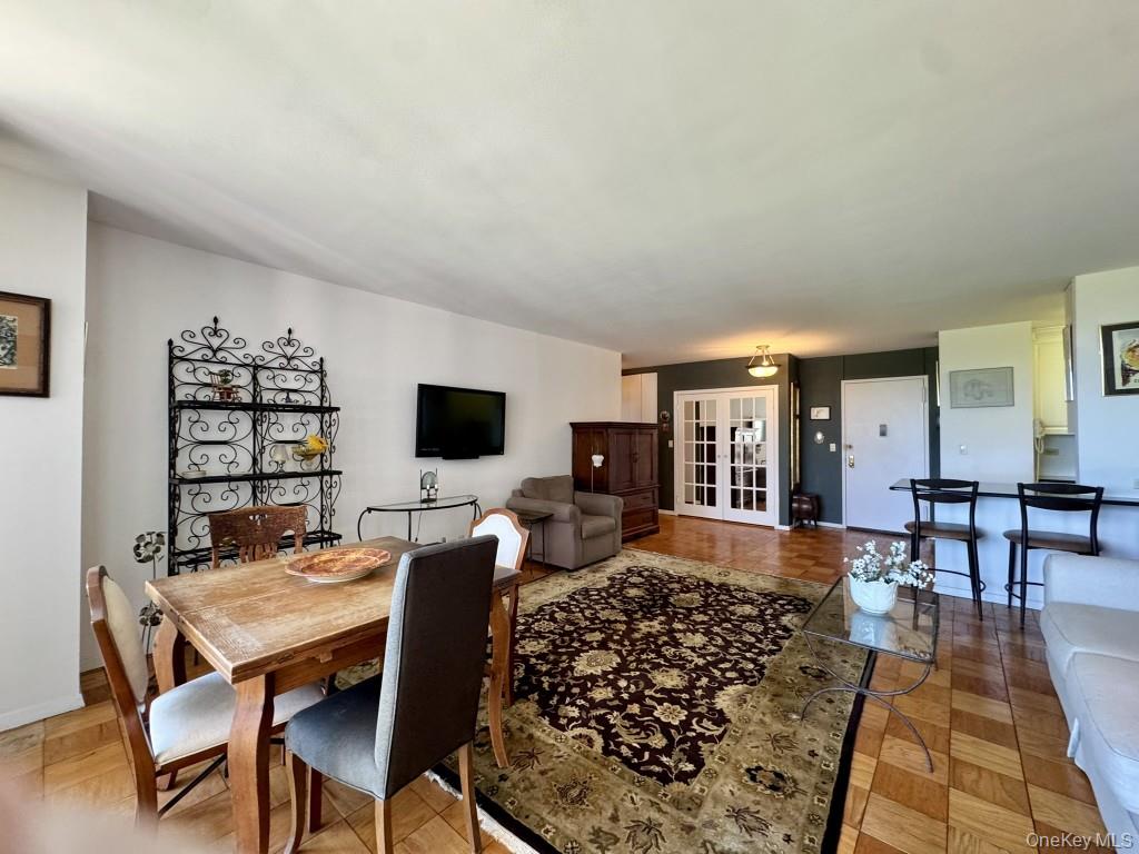 27110 Grand Central Parkway 6y Property Photo 7
