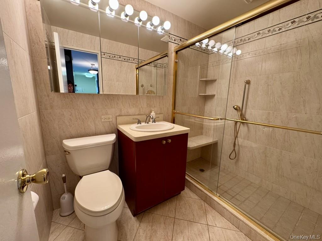 27110 Grand Central Parkway 6y Property Photo 11