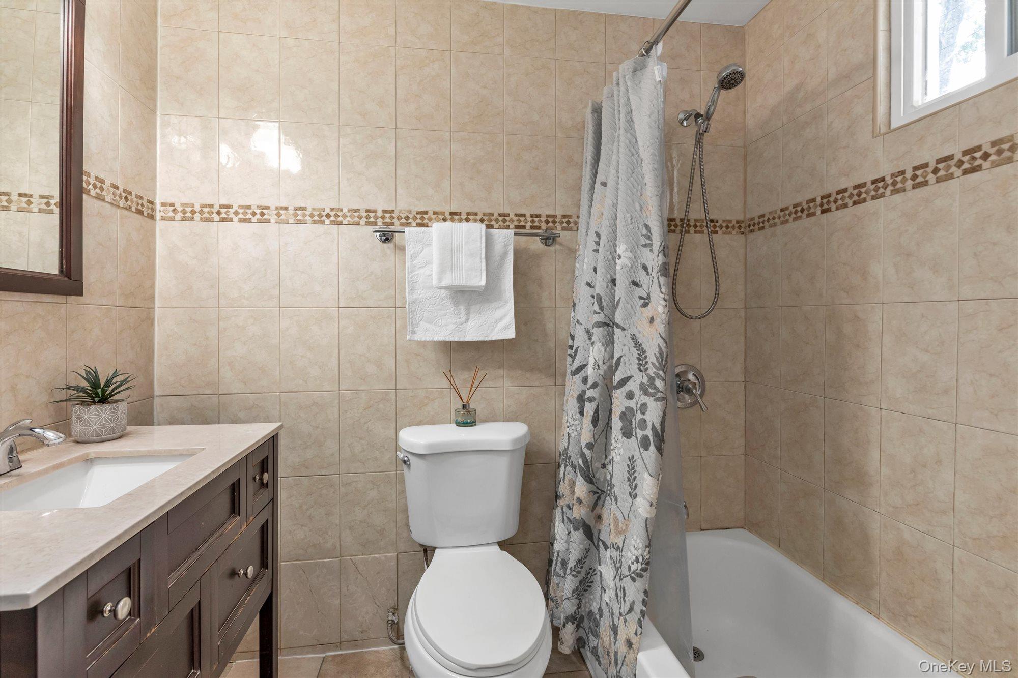 14527 Guy R Brewer Boulevard Property Photo 10