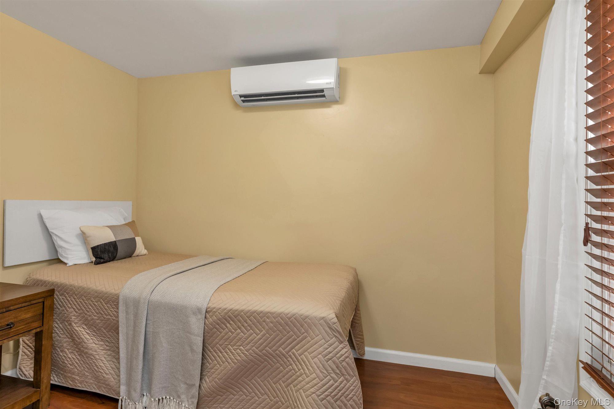 14527 Guy R Brewer Boulevard Property Photo 12