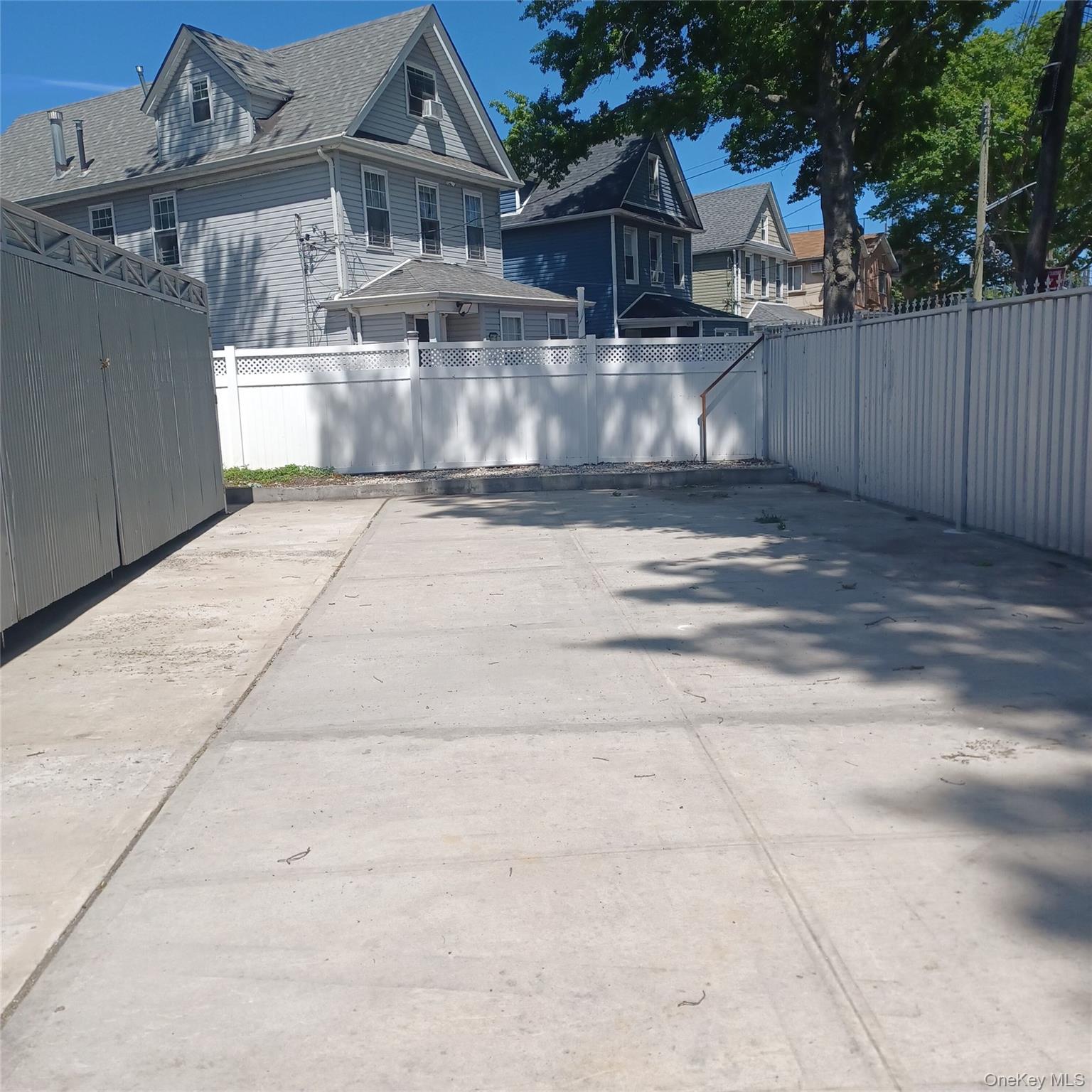 14527 Guy R Brewer Boulevard Property Photo 37