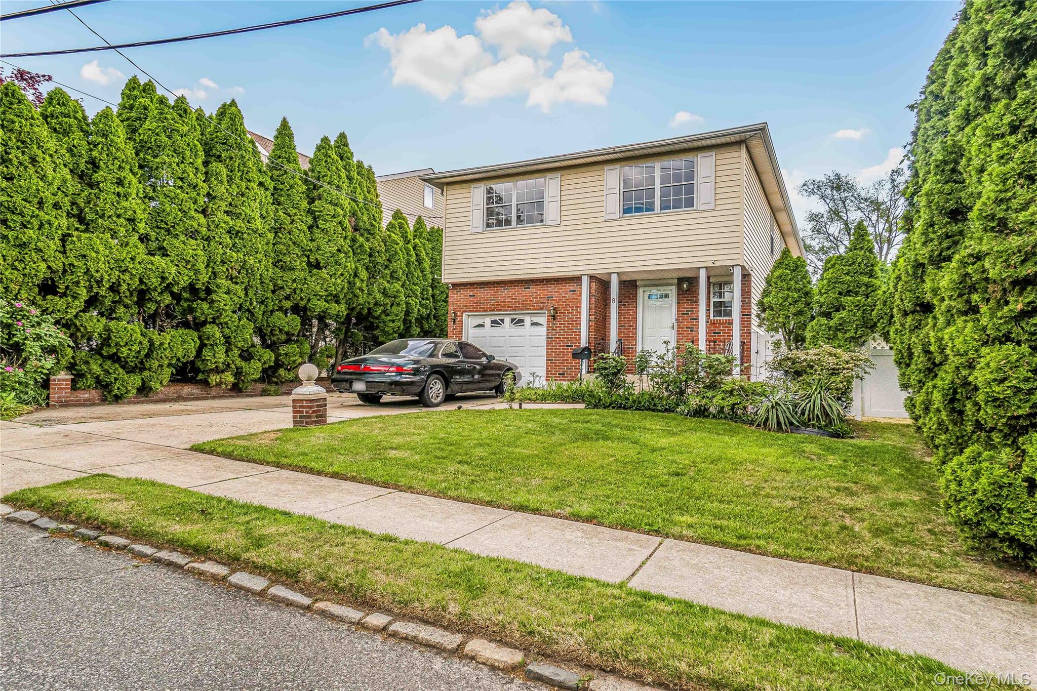 8 8th Street Property Photo 3