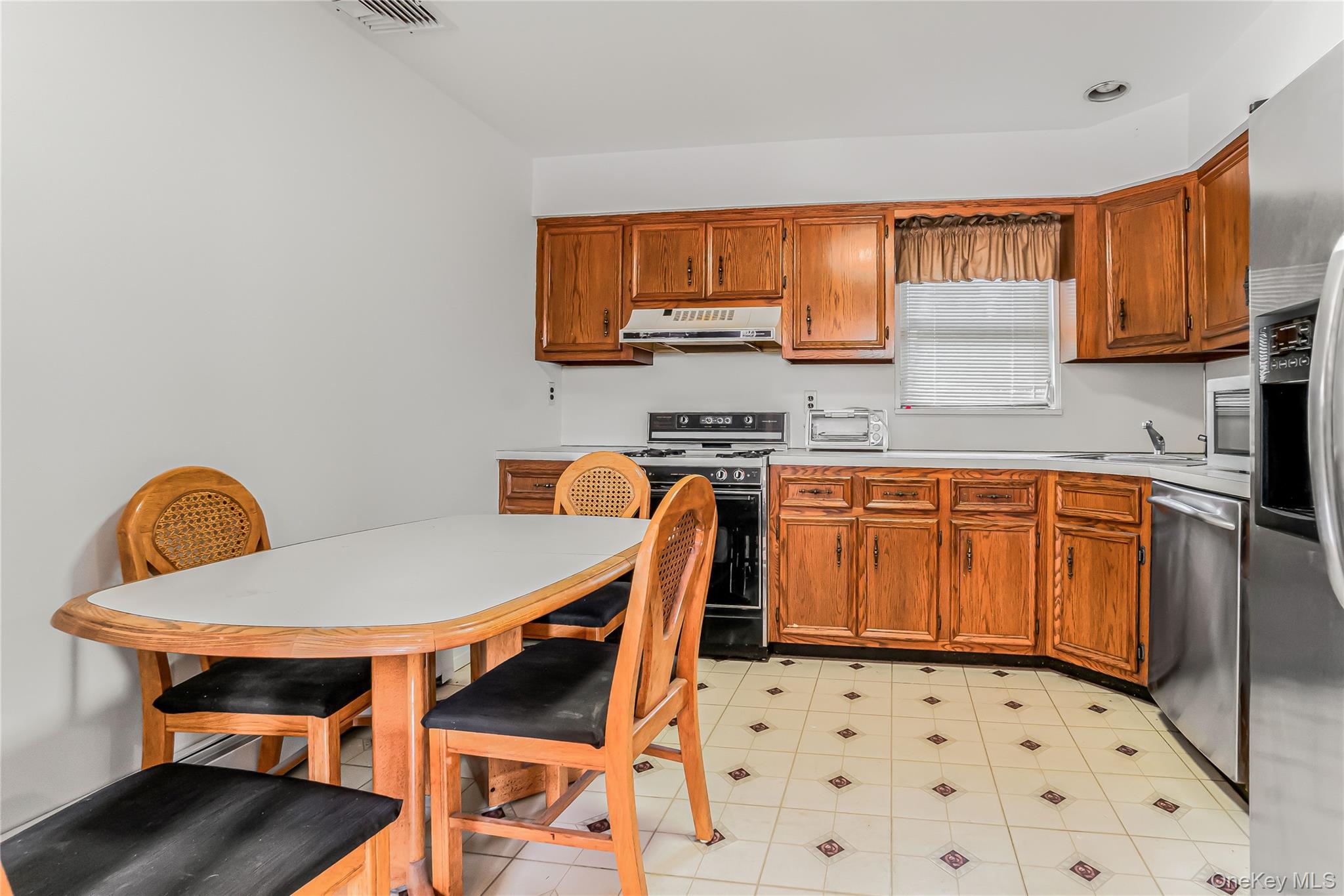 8 8th Street Property Photo 13