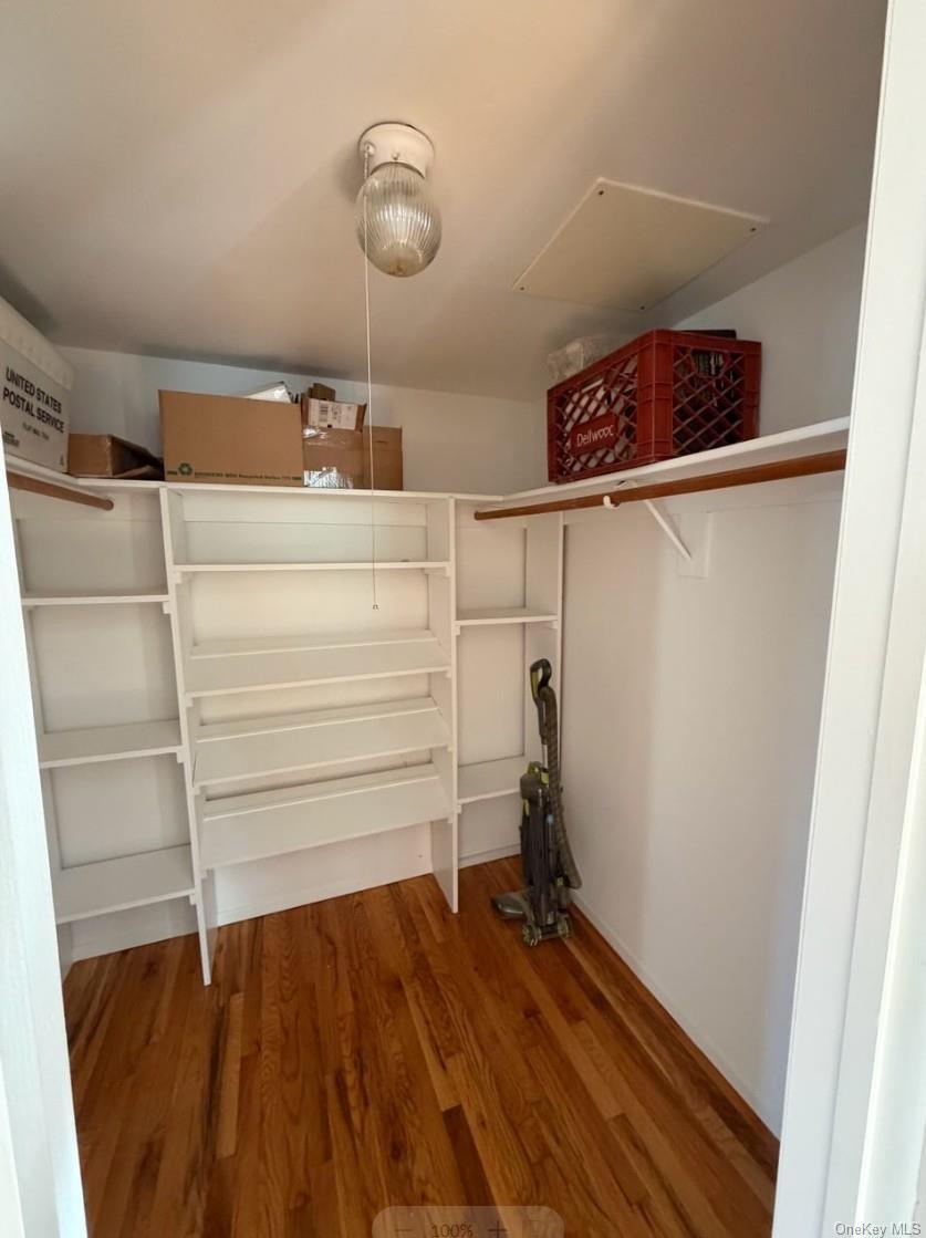 8 8th Street Property Photo 19