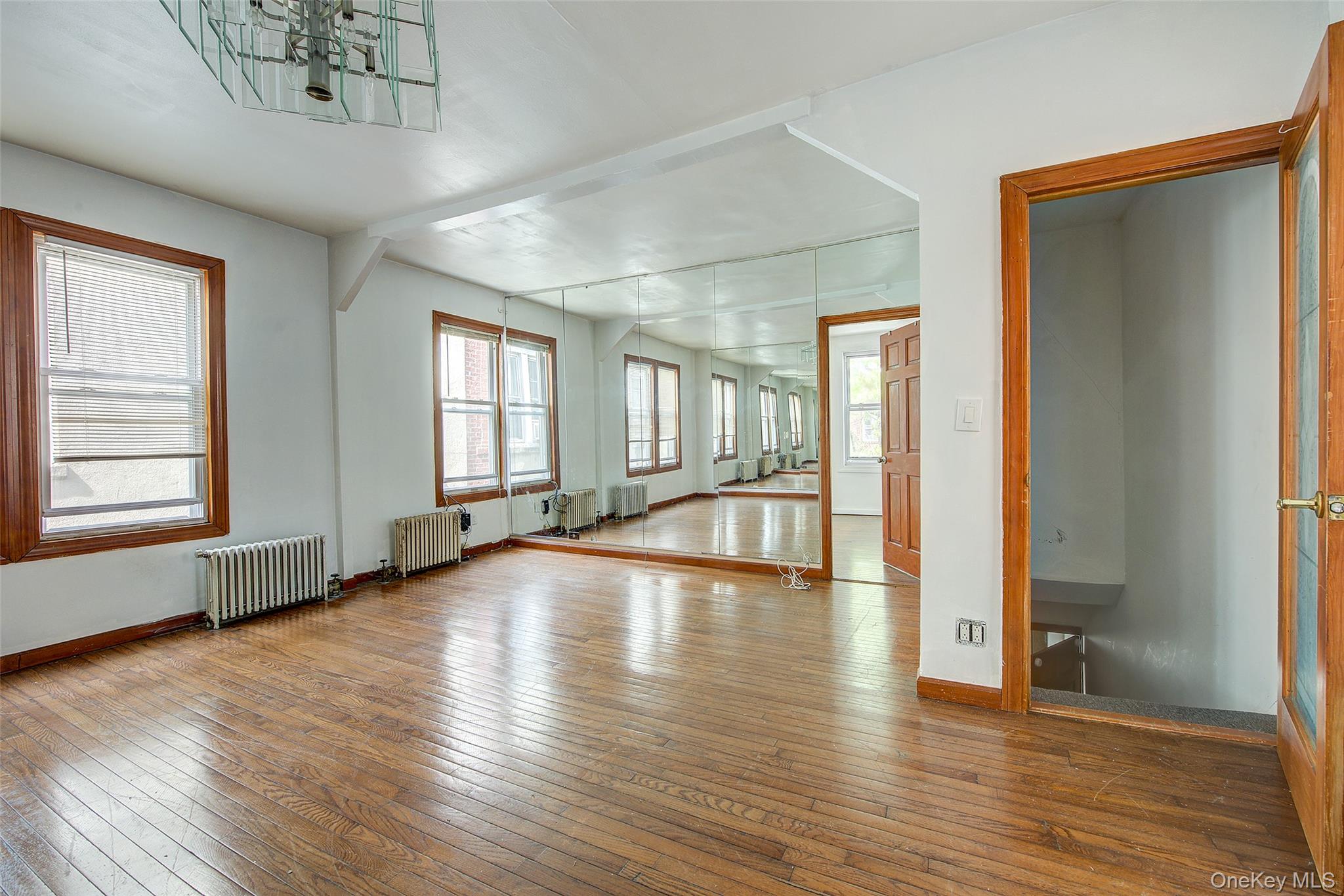 32-54 81st Street Property Photo 5
