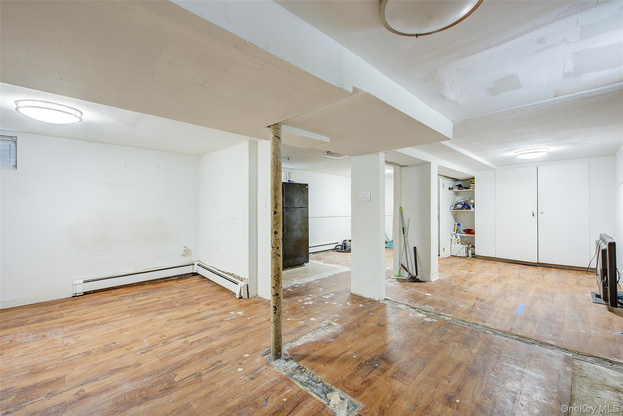 32-54 81st Street Property Photo 22