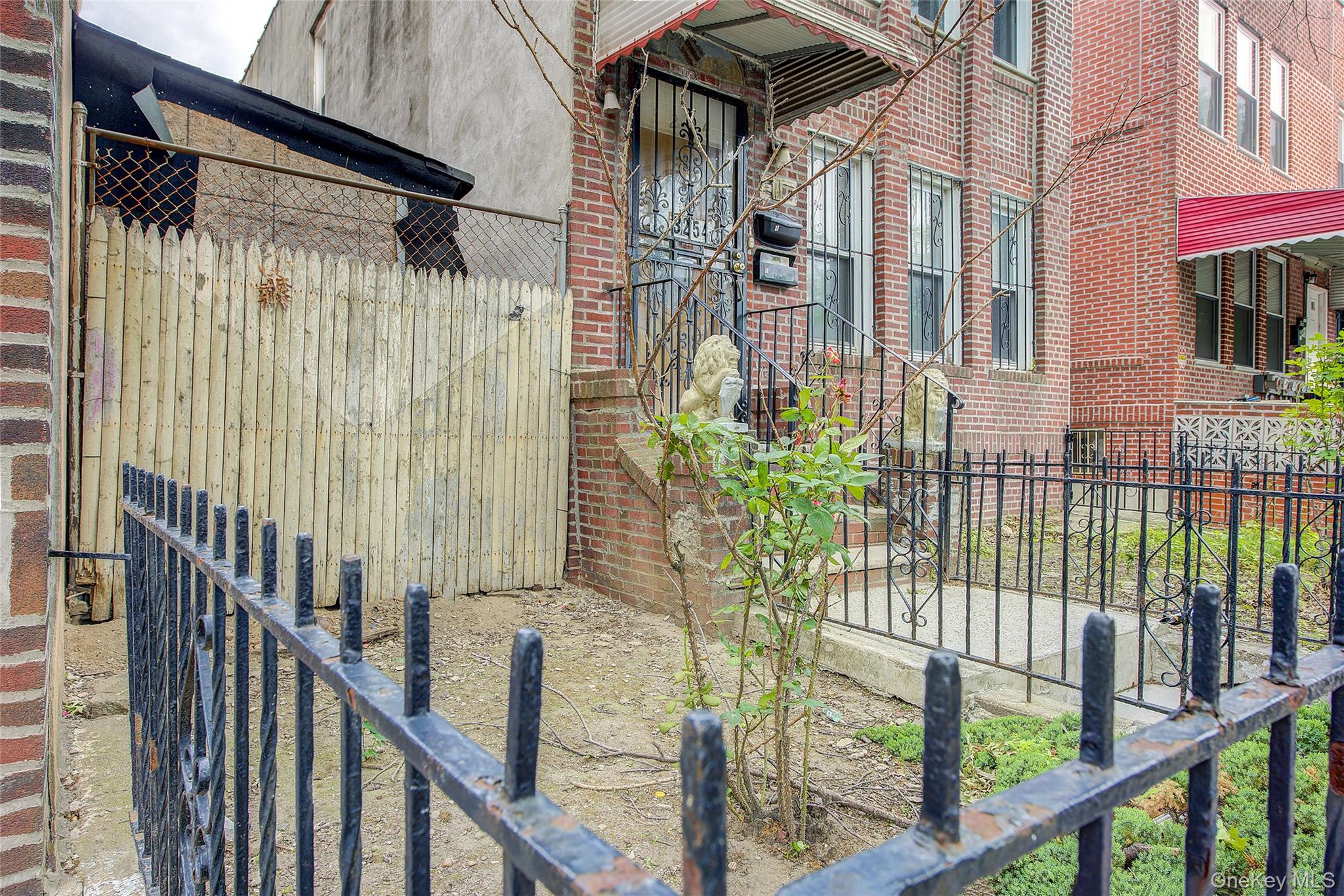 32-54 81st Street Property Photo 36