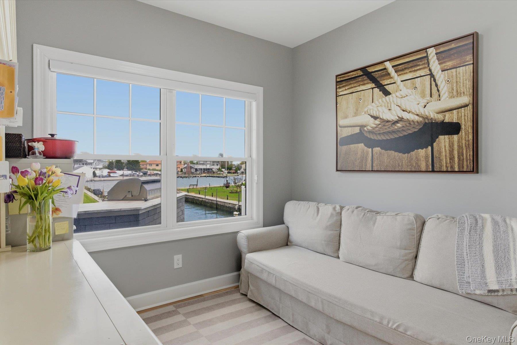 240 Clocks Boulevard Property Photo 18