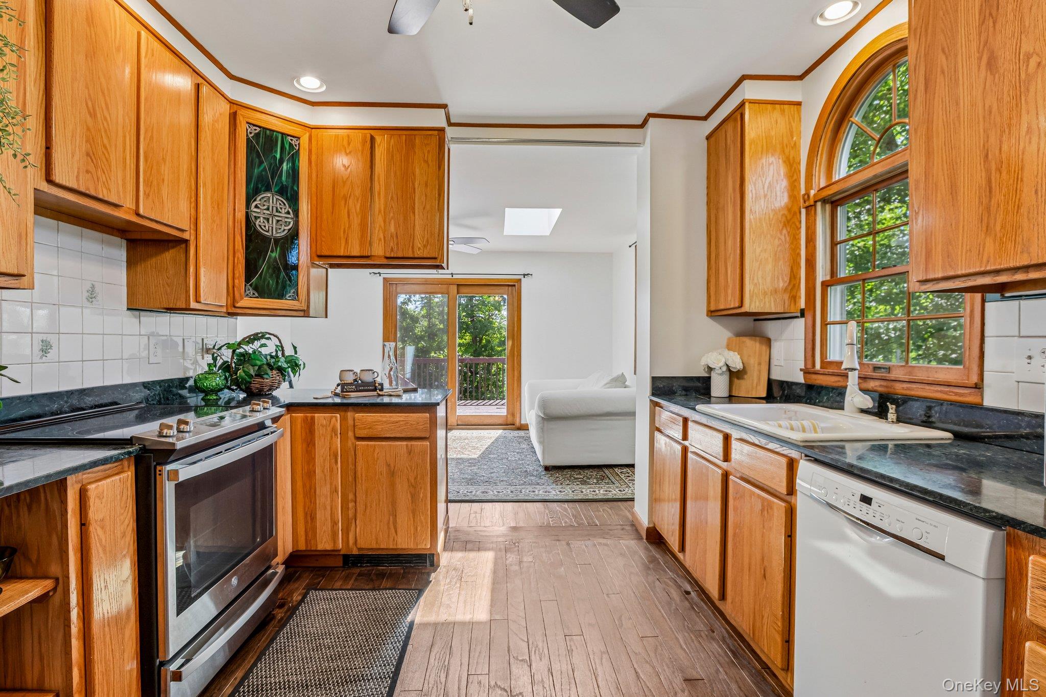 605 Stage Road Property Photo 14