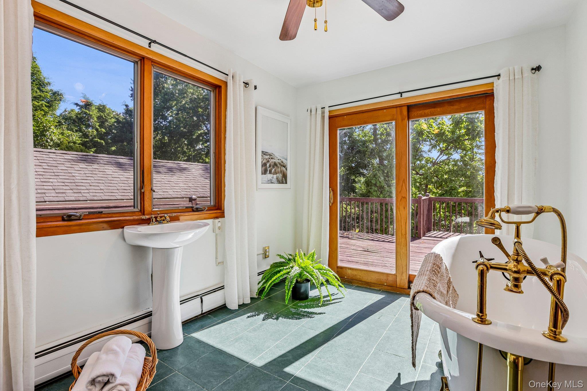 605 Stage Road Property Photo 15