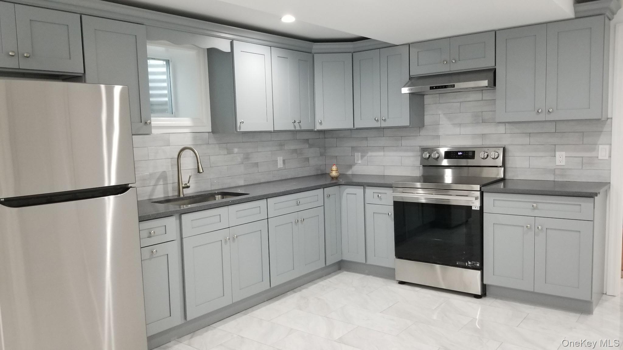 21 Adamson Street Property Photo 6