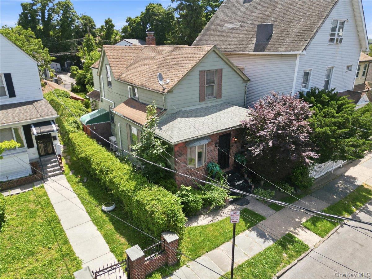 413 Union Avenue Property Photo 1