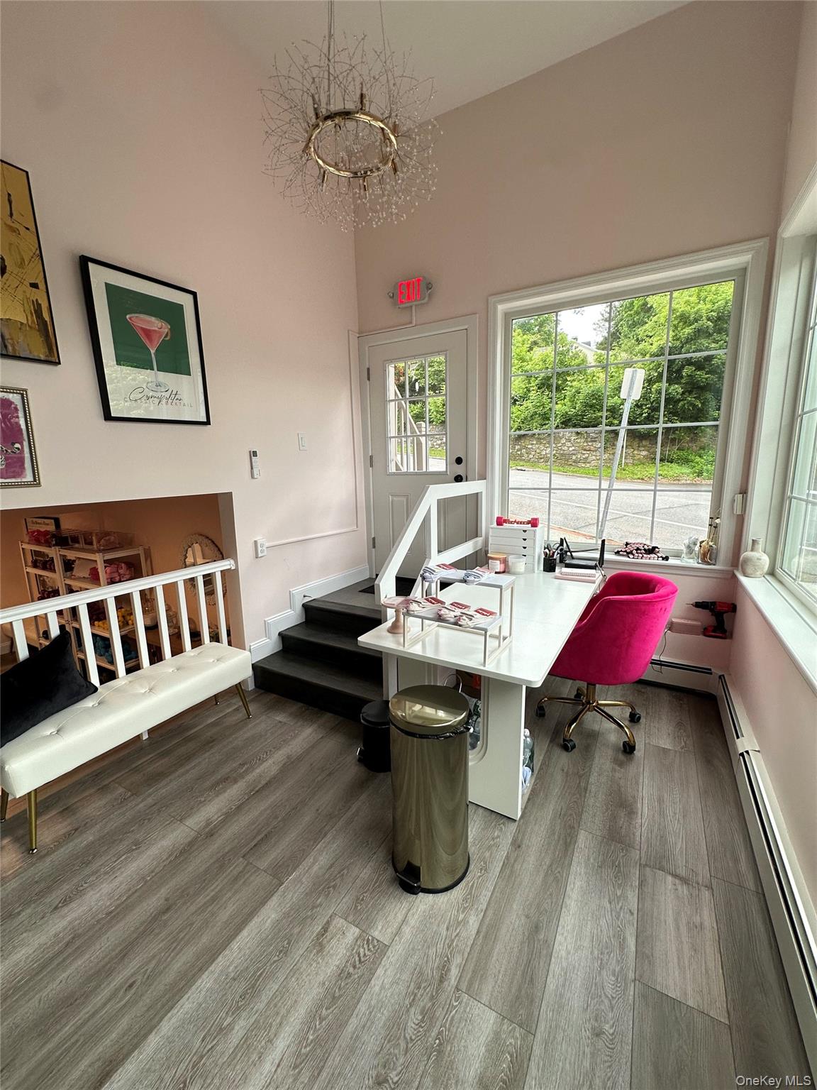 201 King Street Property Photo 8