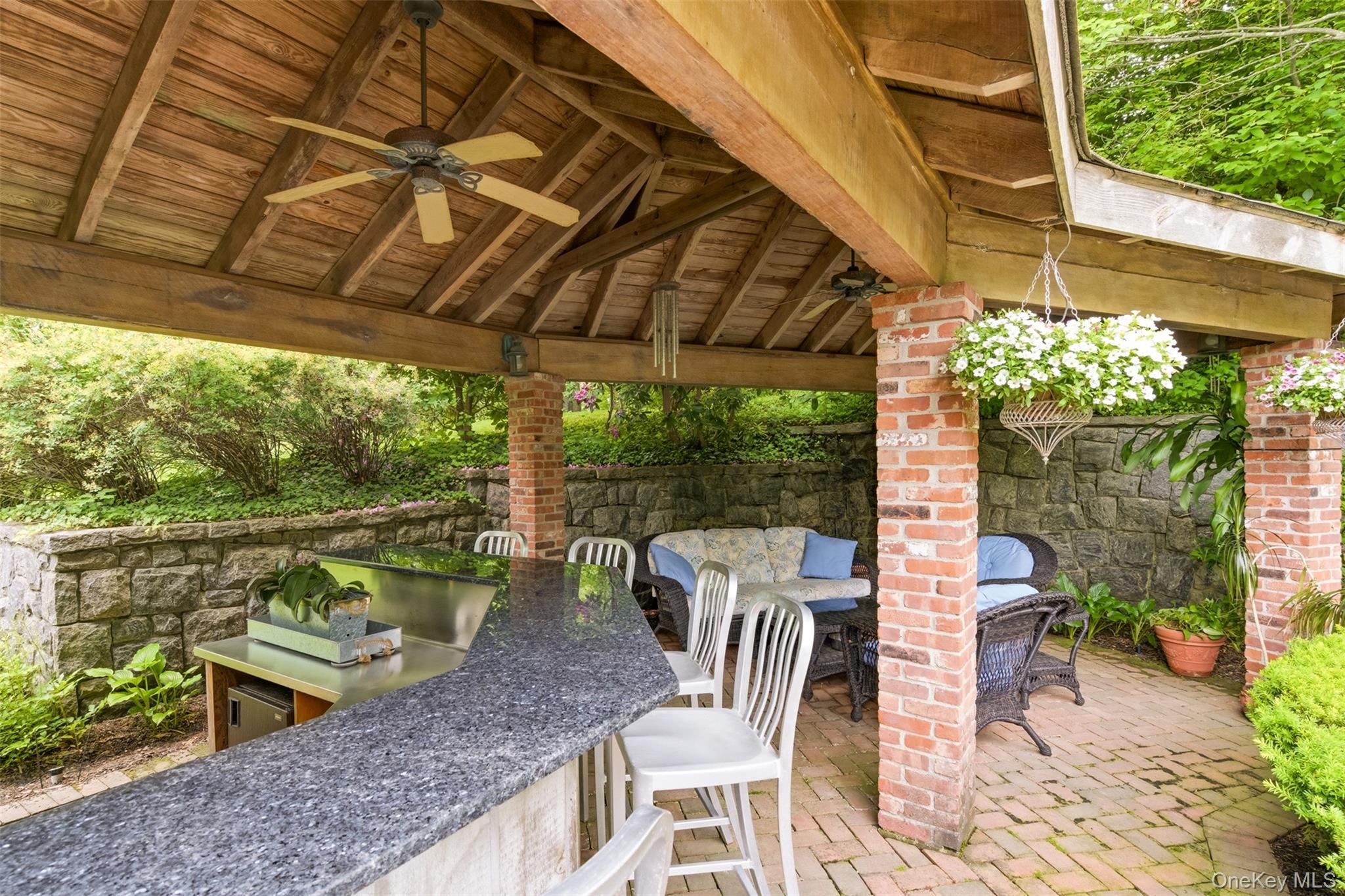 17 Holden Lane Property Photo 35