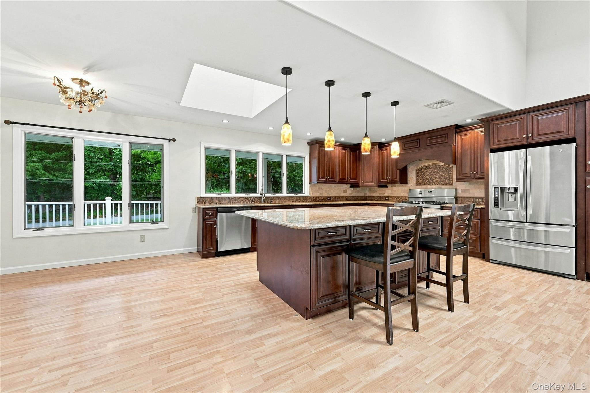 6 Winfield Drive Property Photo 5