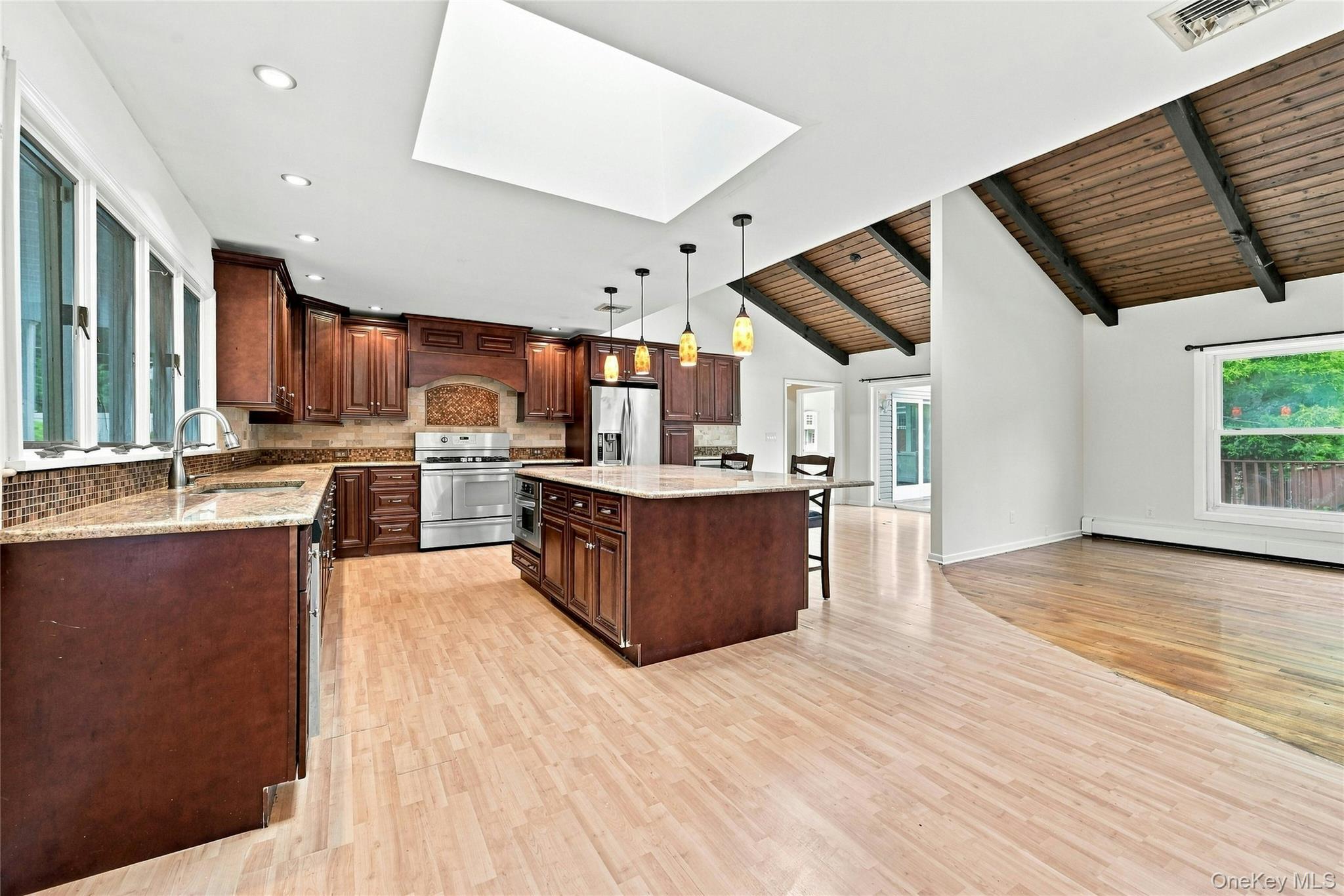 6 Winfield Drive Property Photo 7