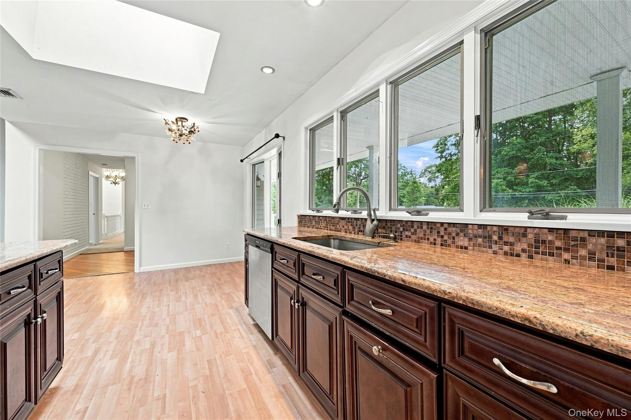6 Winfield Drive Property Photo 12