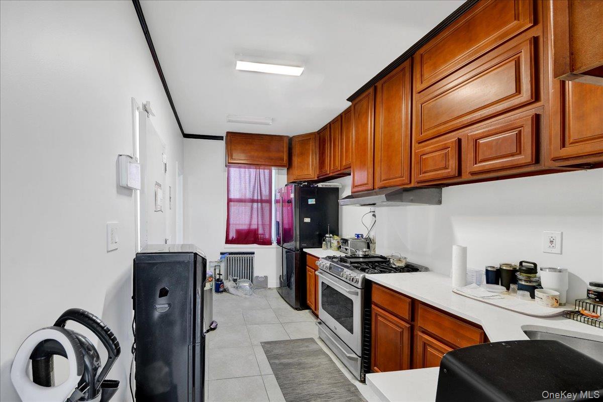 1748 Cross Bronx Expressway Property Photo 19
