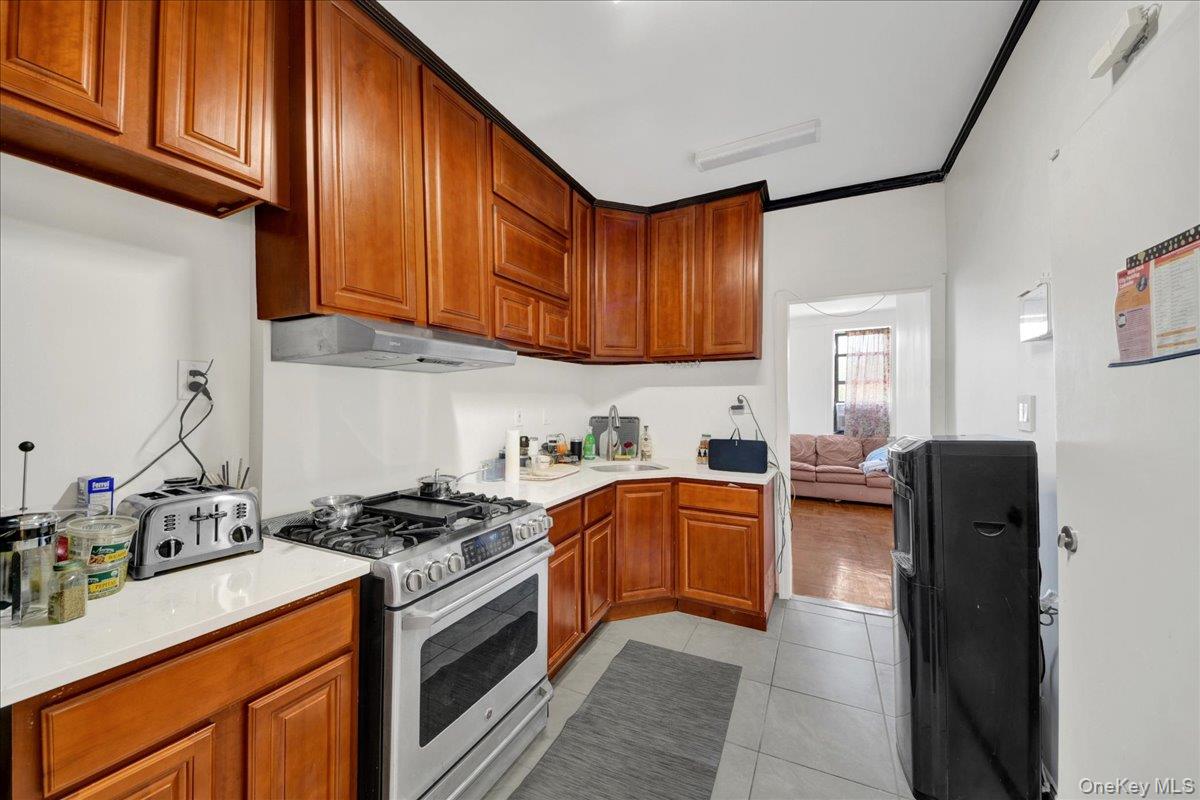 1748 Cross Bronx Expressway Property Photo 22