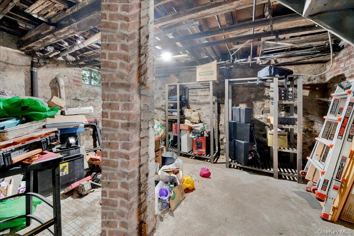 1748 Cross Bronx Expressway Property Photo 24