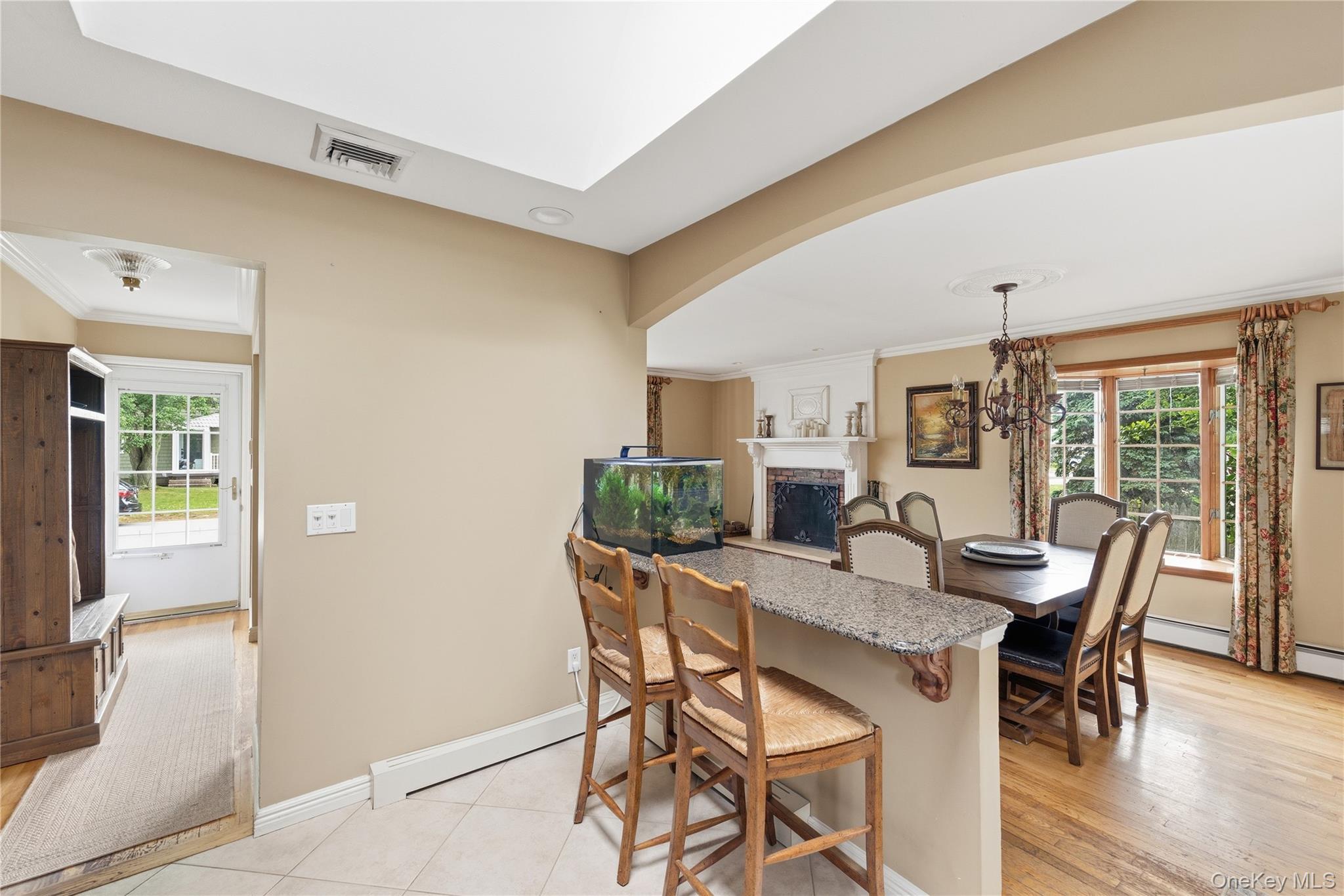 350 Columbus Avenue Property Photo 6