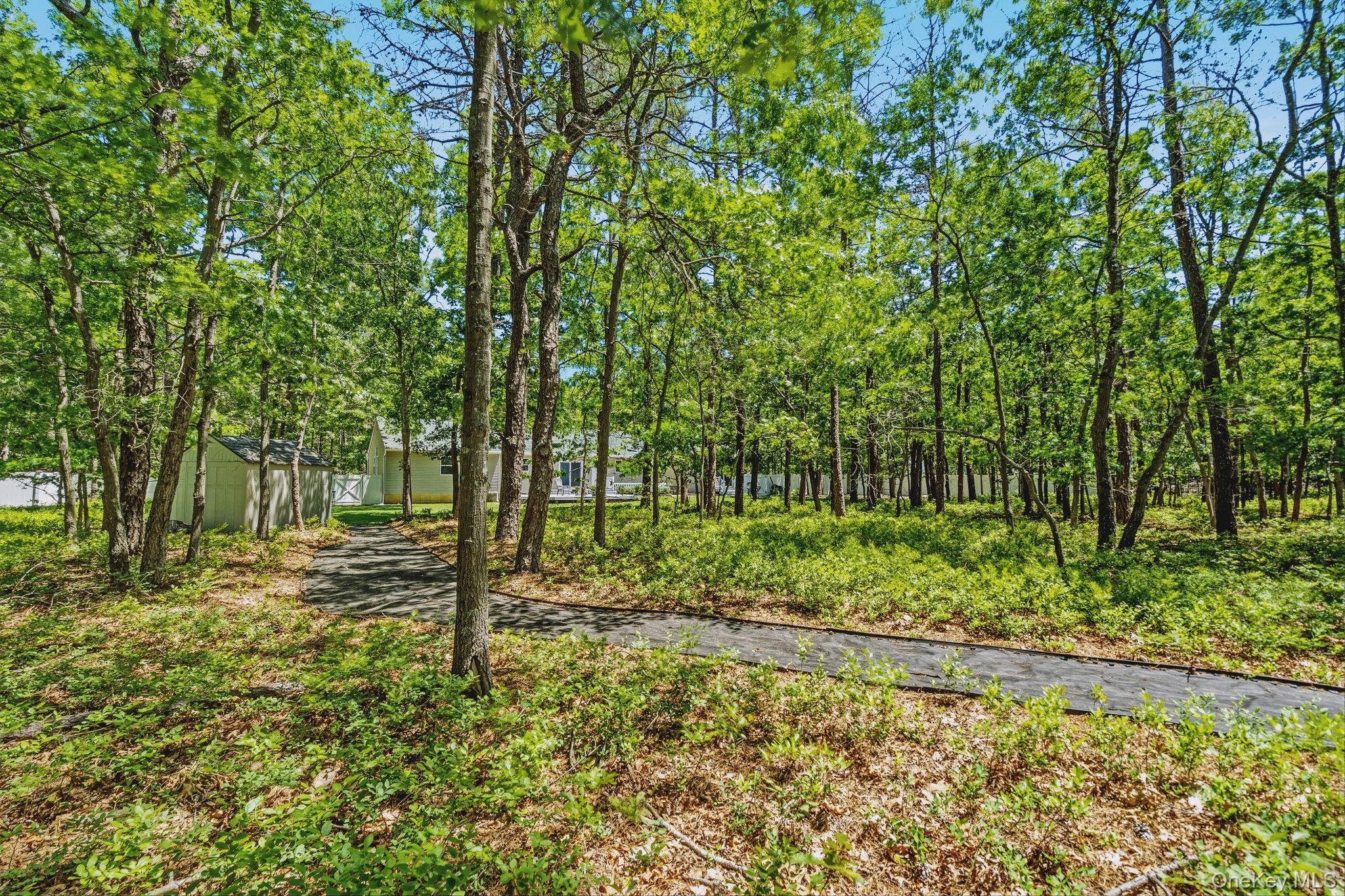 20 Charter Court Property Photo 10