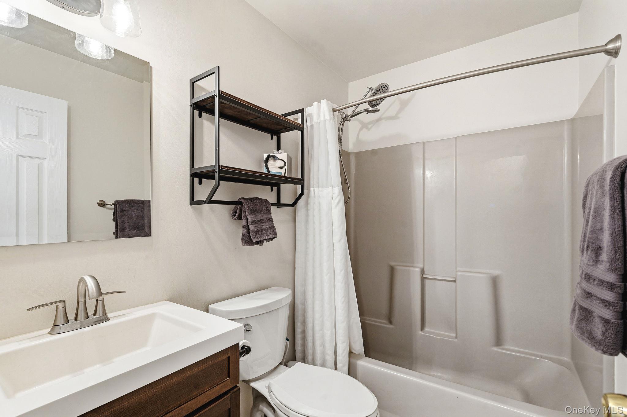 20 Charter Court Property Photo 21