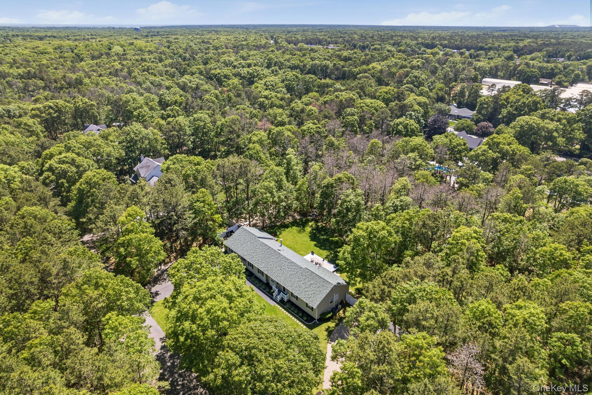20 Charter Court Property Photo 32