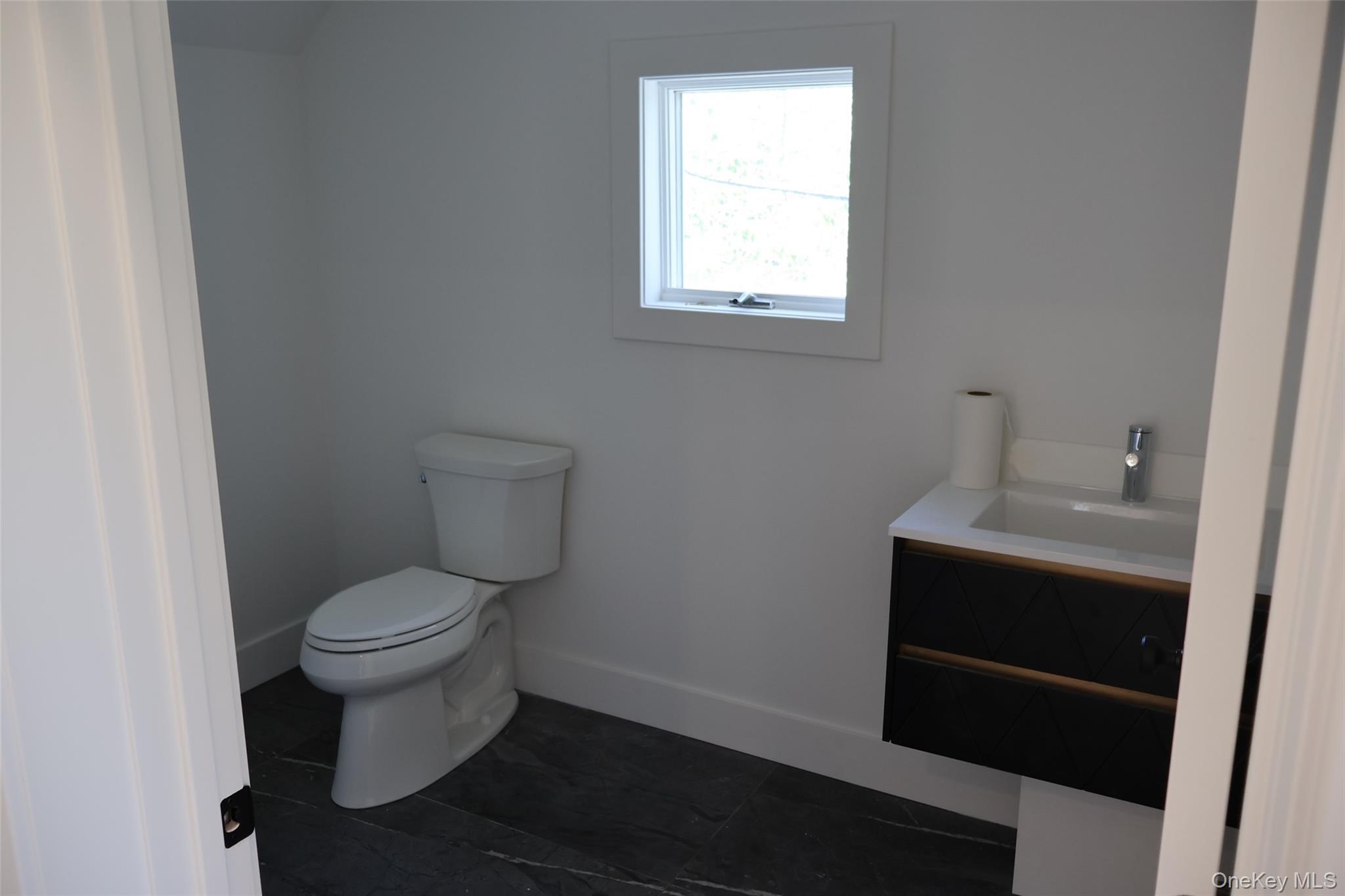 32 Office Space Chichester Avenue Property Photo 6