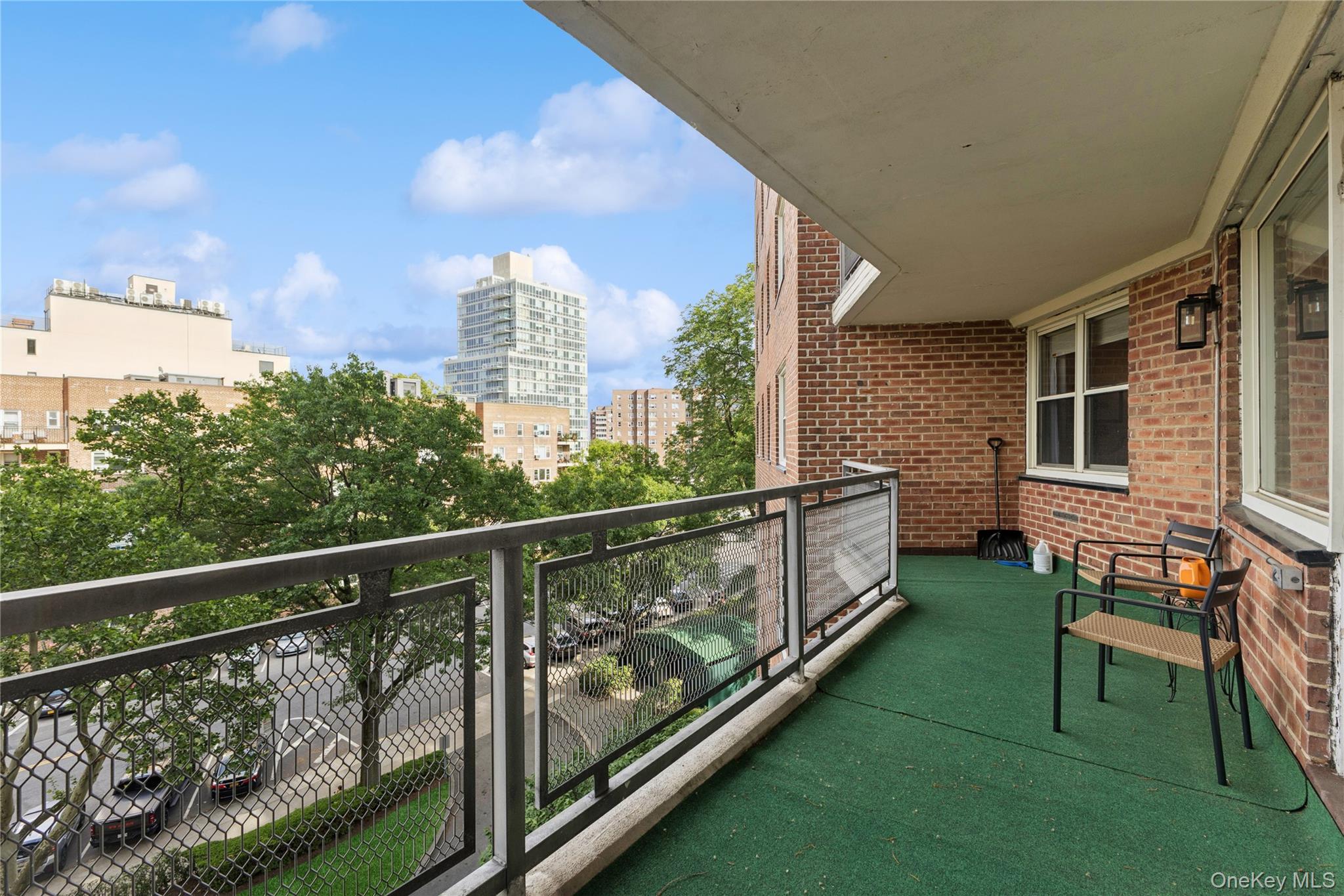 3777 Independence Avenue 5f Property Photo 7