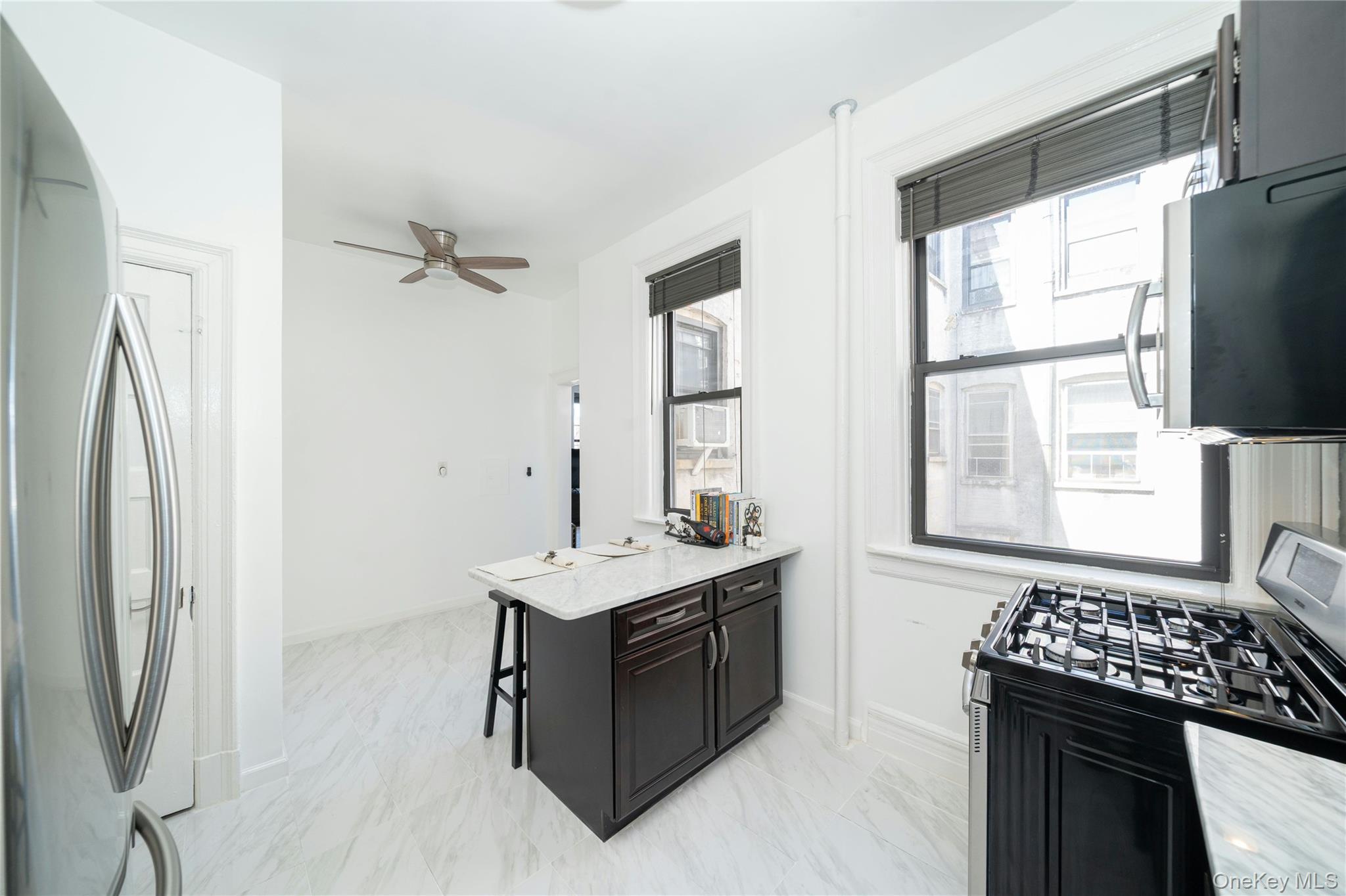 92 Hamilton Avenue 5e Property Photo 2
