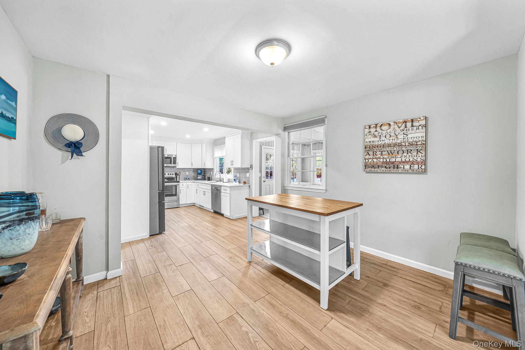 54 Division Avenue Property Photo 11