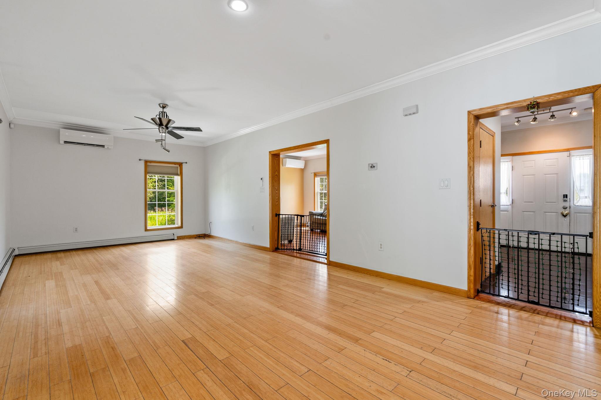 733 Lattintown Road Property Photo 8