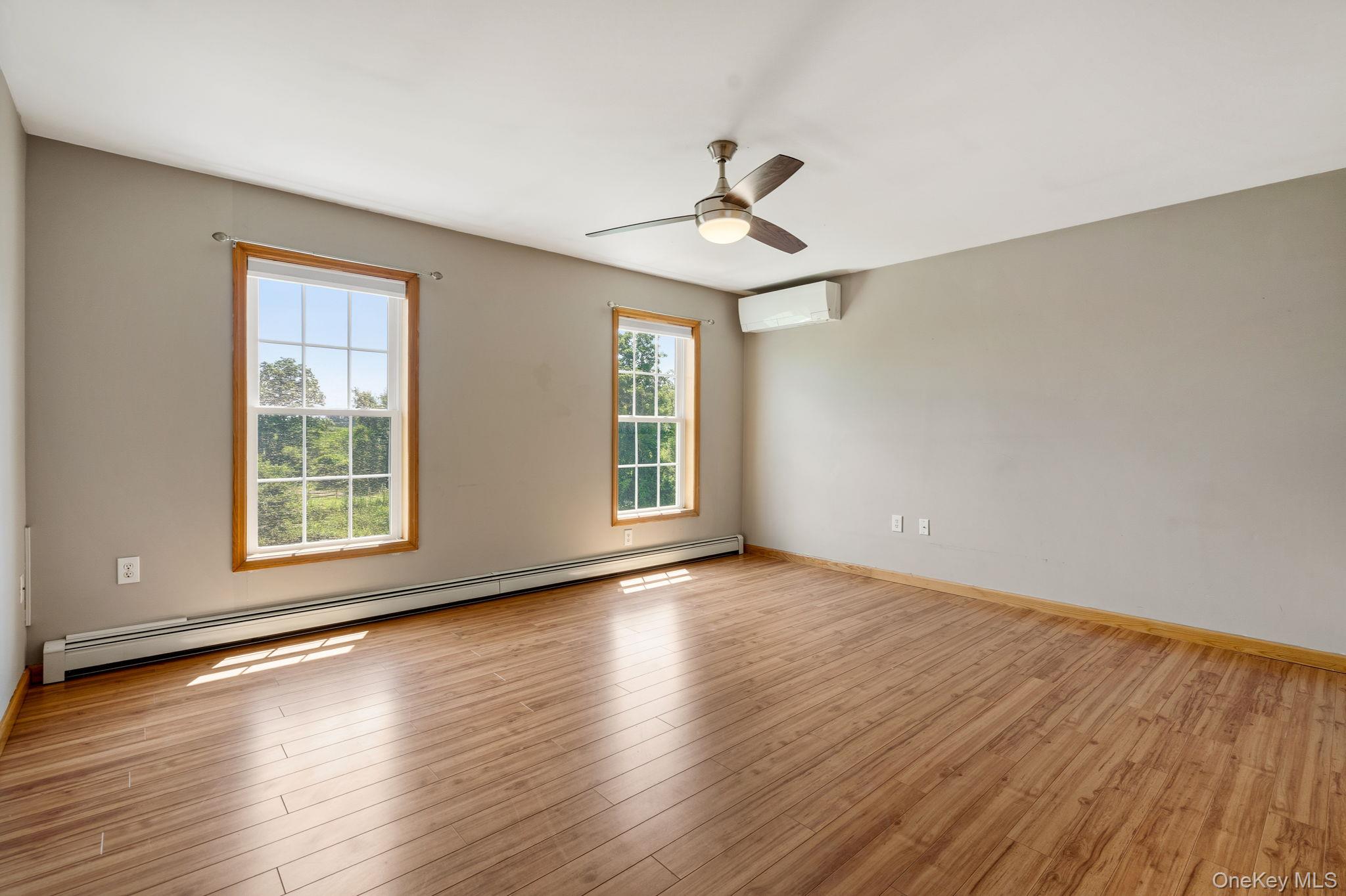 733 Lattintown Road Property Photo 20