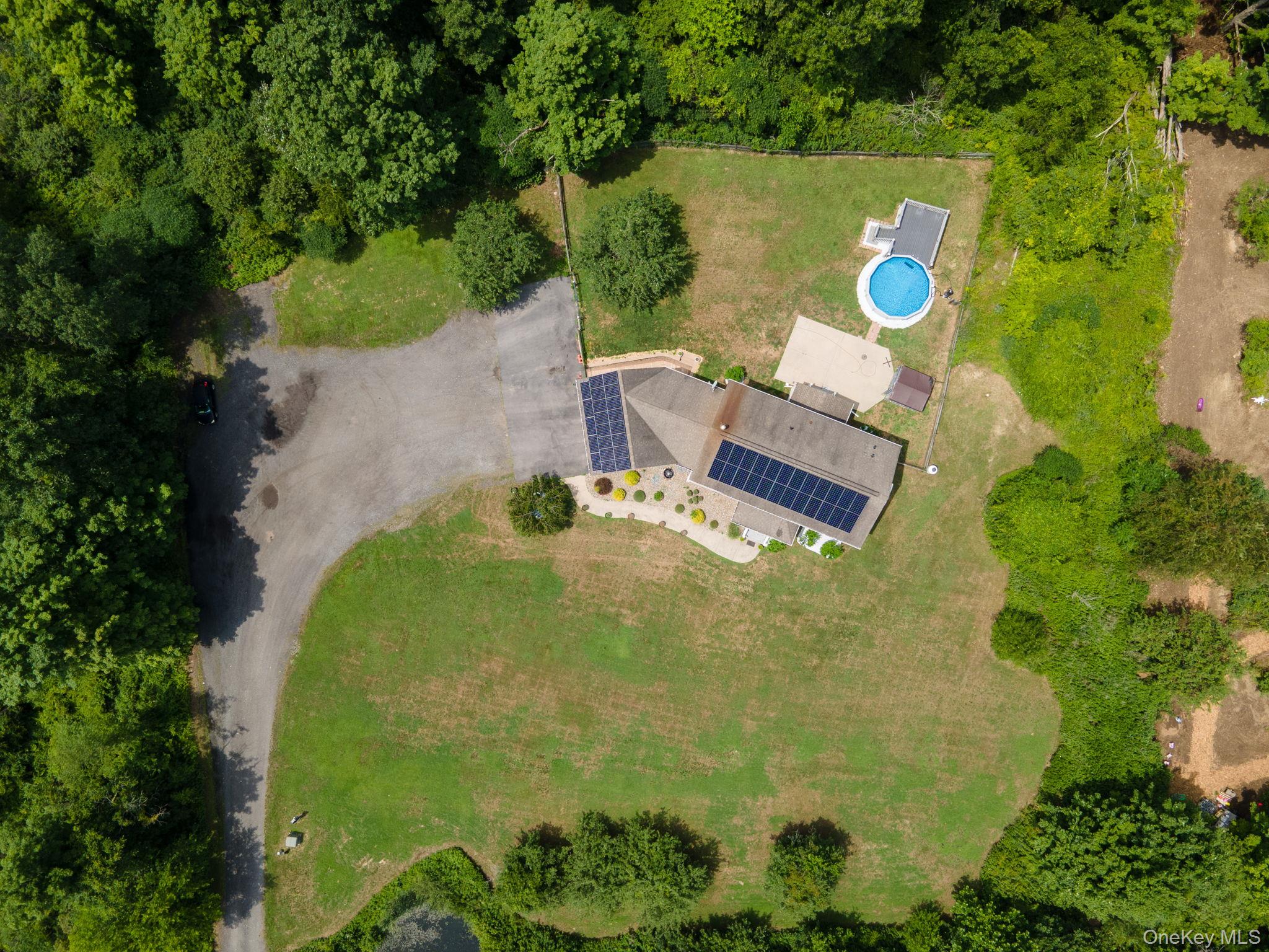 733 Lattintown Road Property Photo 49