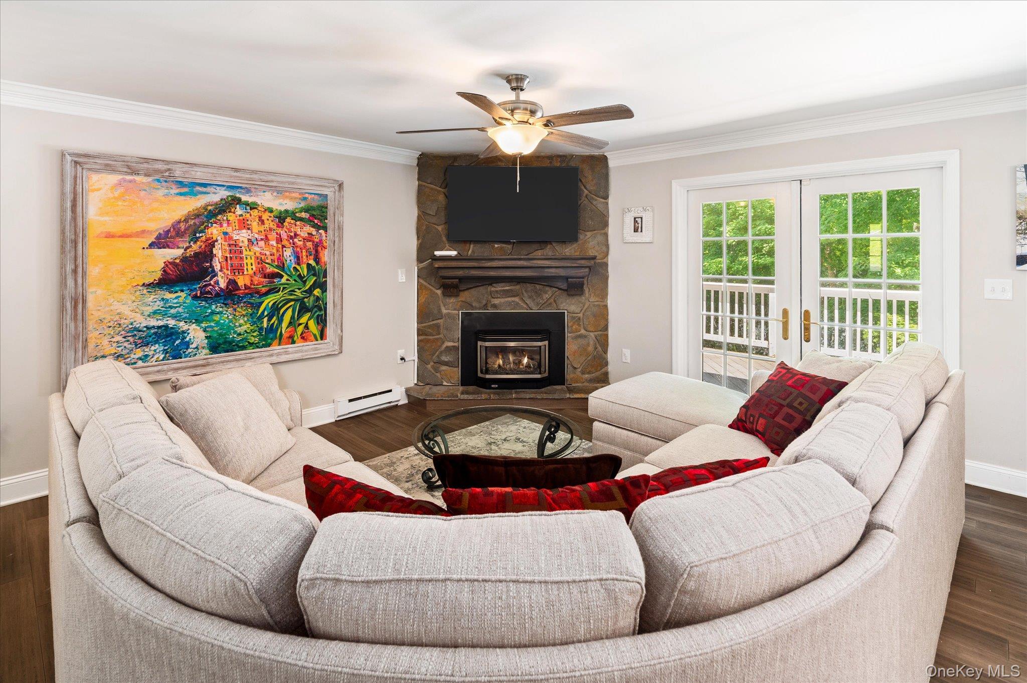4 Plum Tree Court Property Photo 5