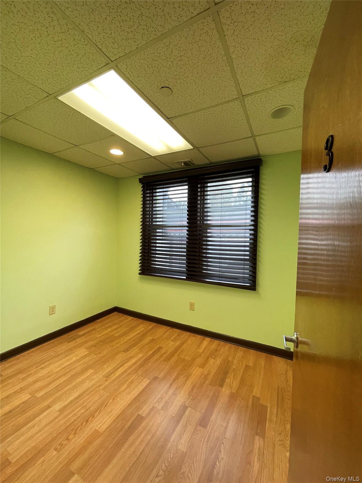 288 Hempstead Avenue Property Photo 7