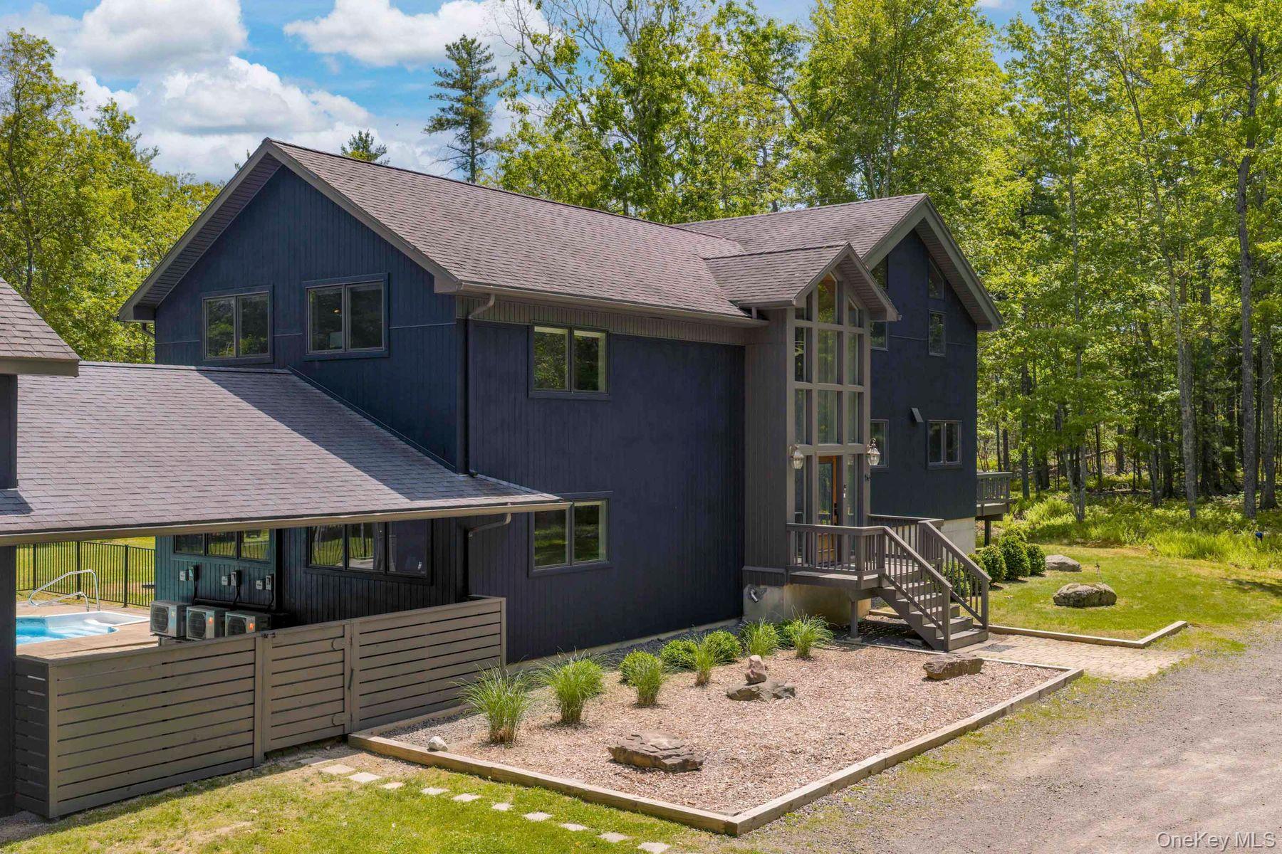 56 Lauren Court Property Photo 41