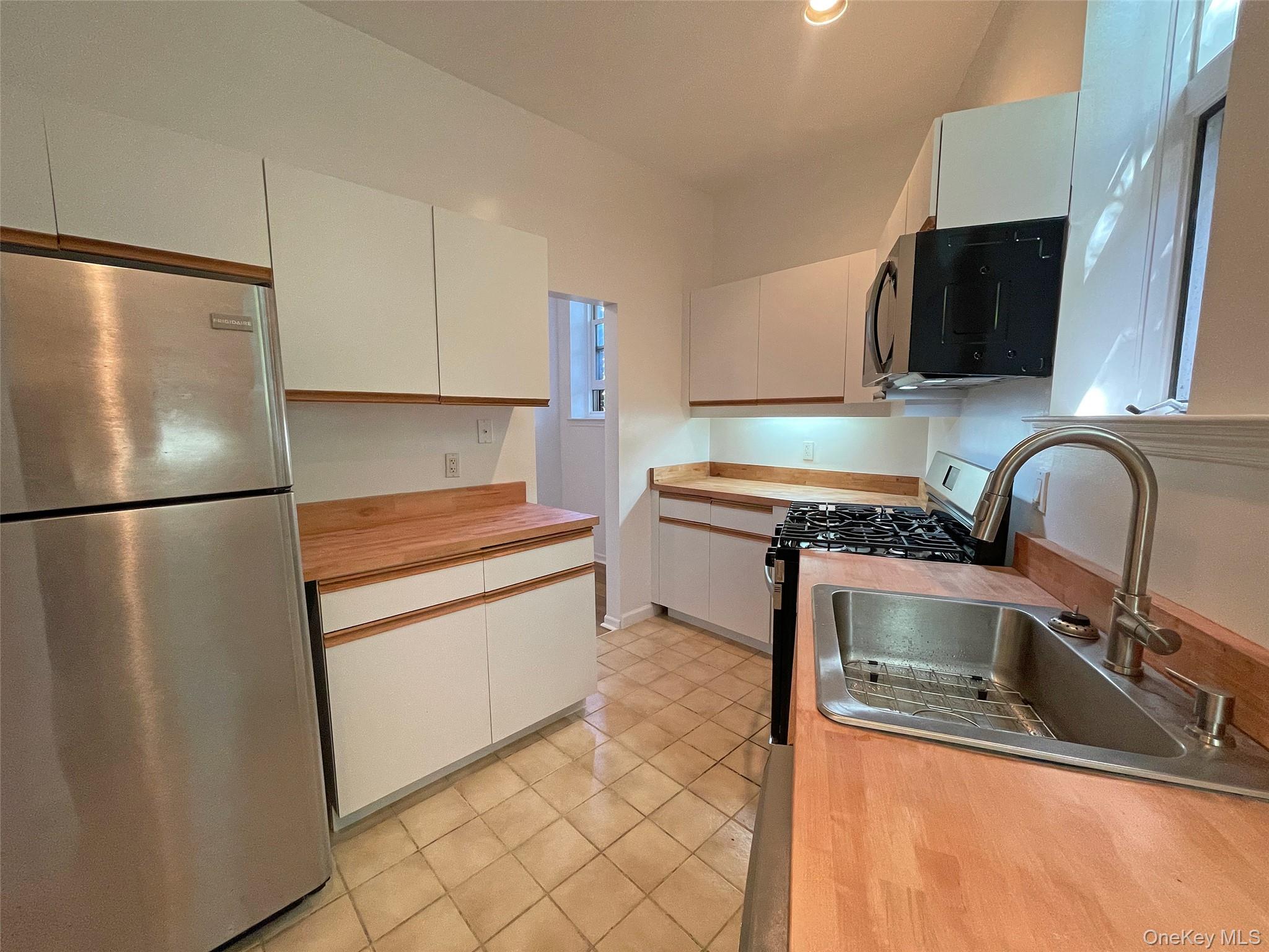 55 W Hartsdale Avenue H Property Photo 10